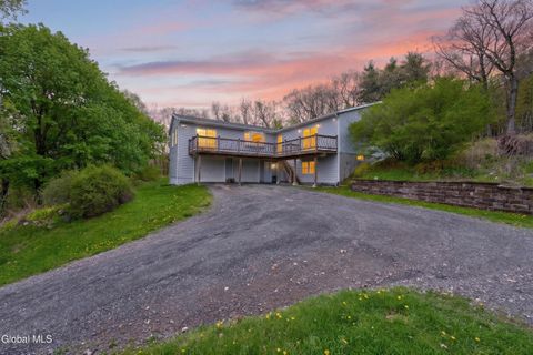 Photo of 5 Mohameds Farm Way, Wynantskill, NY 12198 (MLS # 202616249)