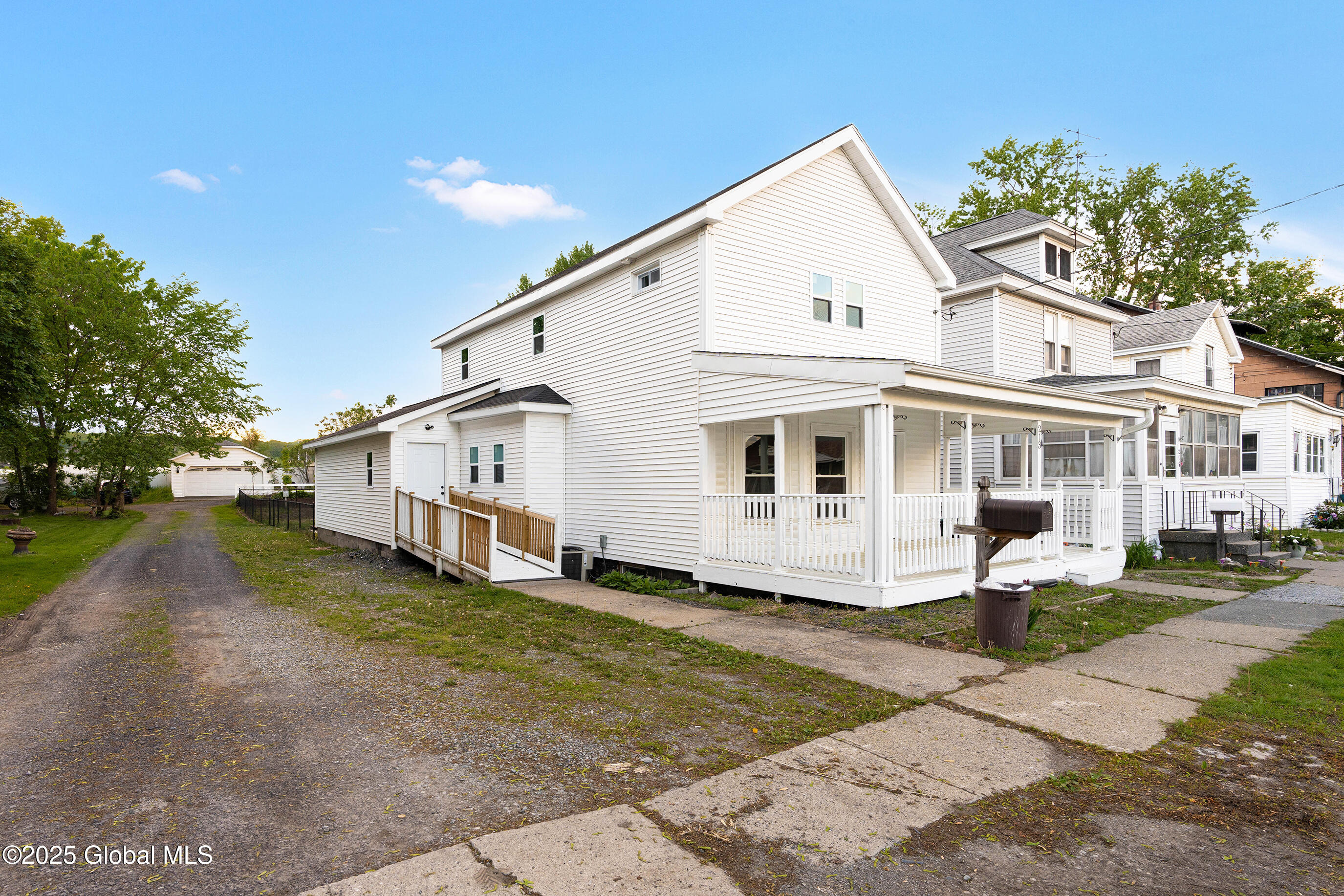 213 8th Avenue, Watervliet, New York image 42