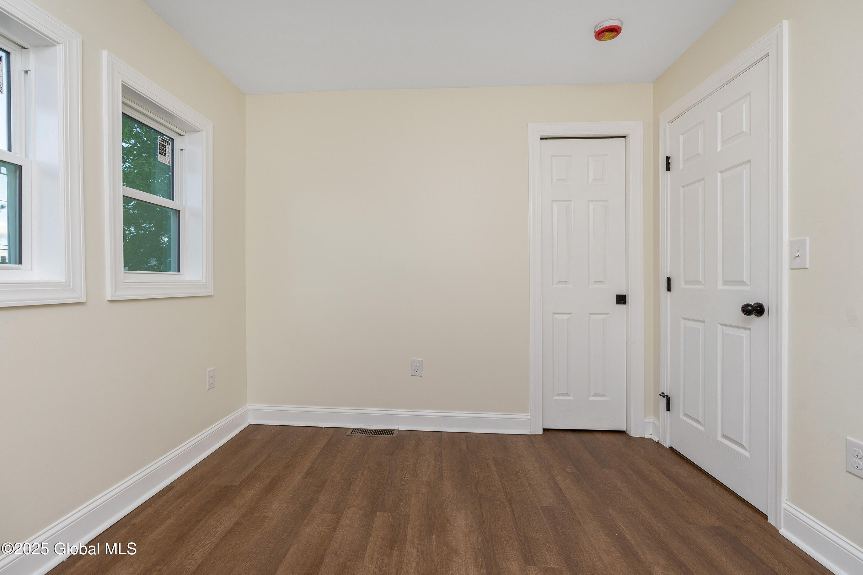 213 8th Avenue, Watervliet, New York image 39