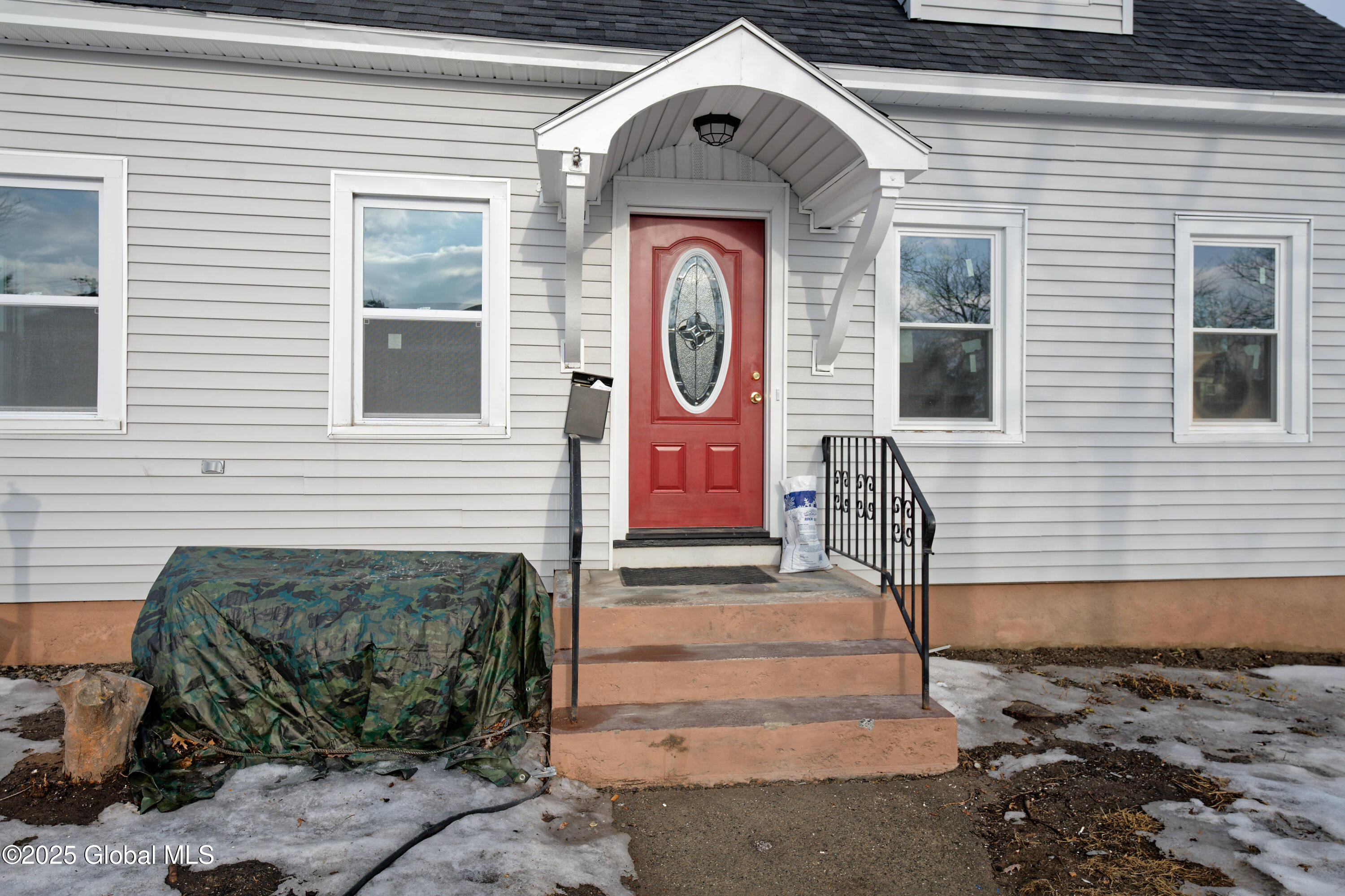 39 Ver Planck Street, Albany, New York image 4