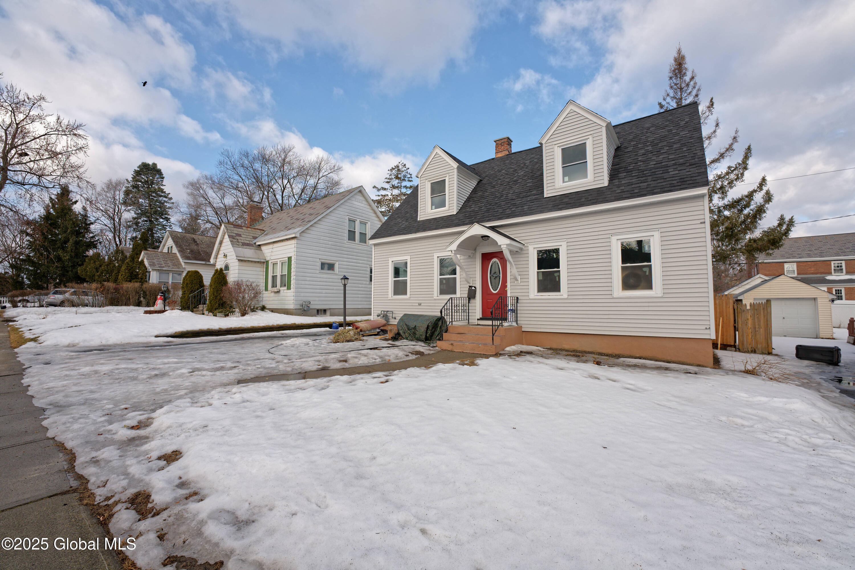 39 Ver Planck Street, Albany, New York image 2