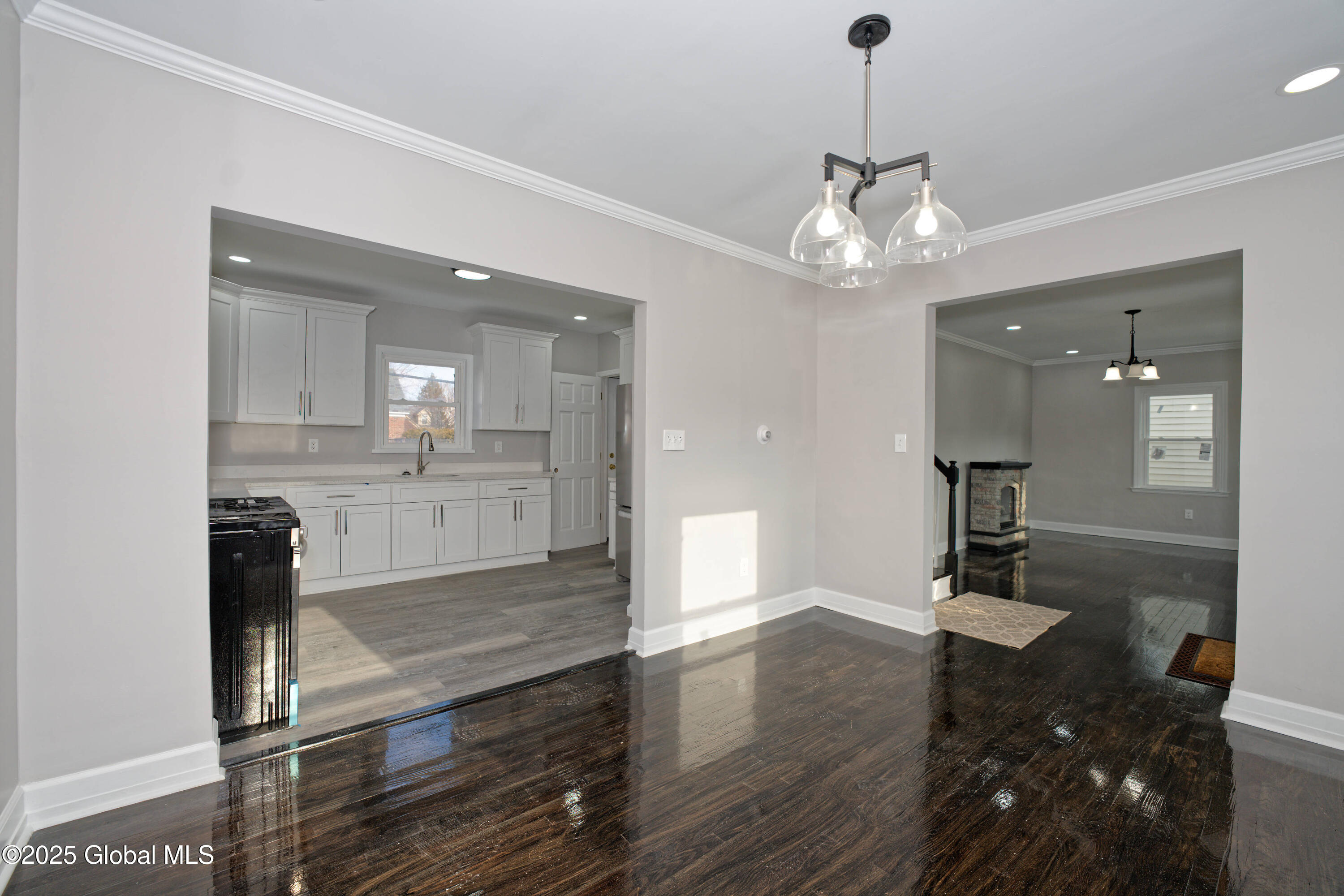 39 Ver Planck Street, Albany, New York image 12