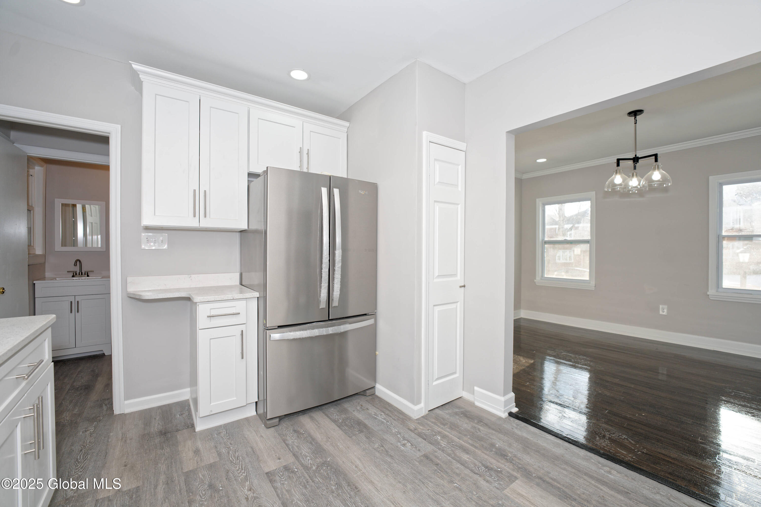 39 Ver Planck Street, Albany, New York image 15