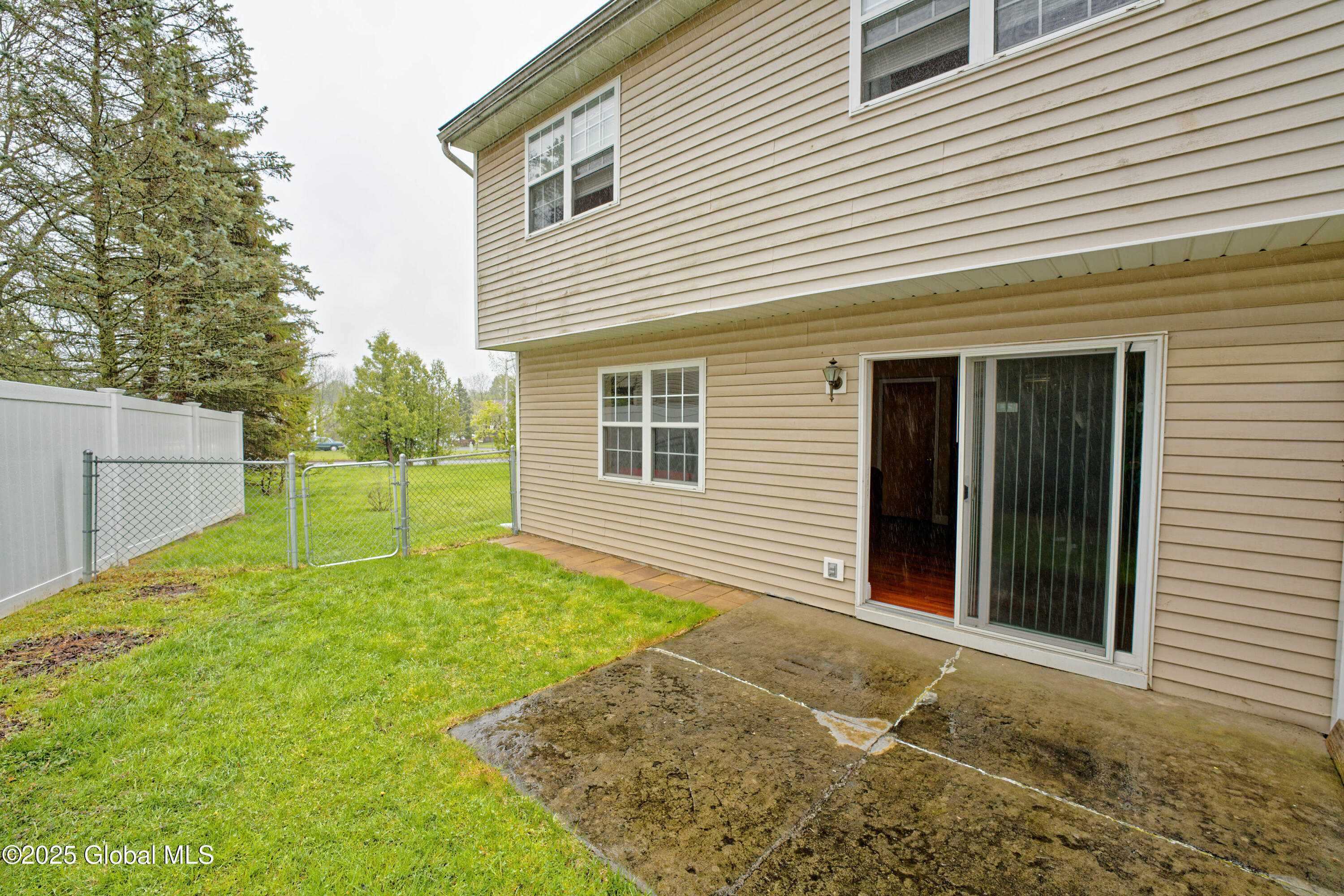 17 Diane Court, Cohoes, New York image 29