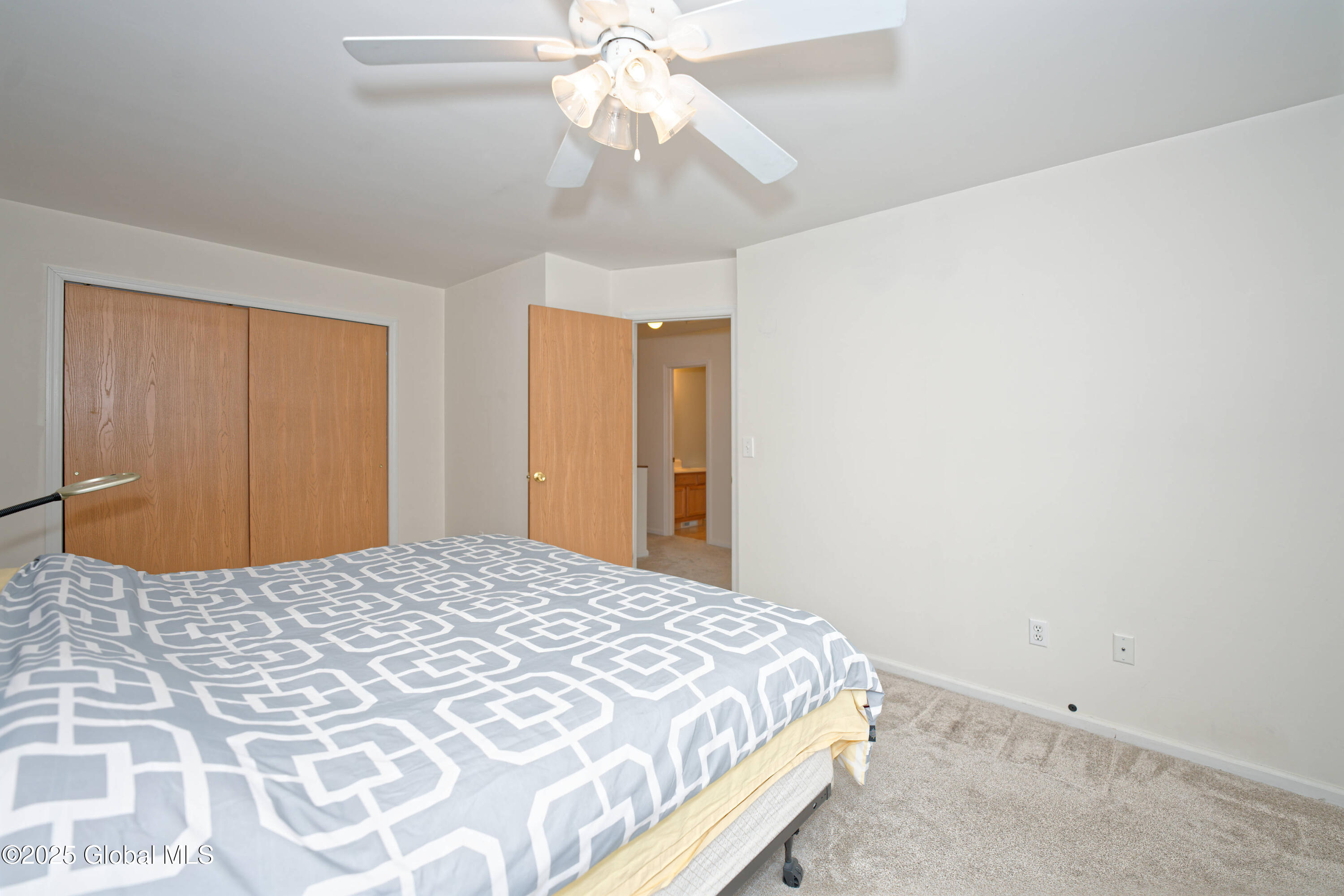 17 Diane Court, Cohoes, New York image 21