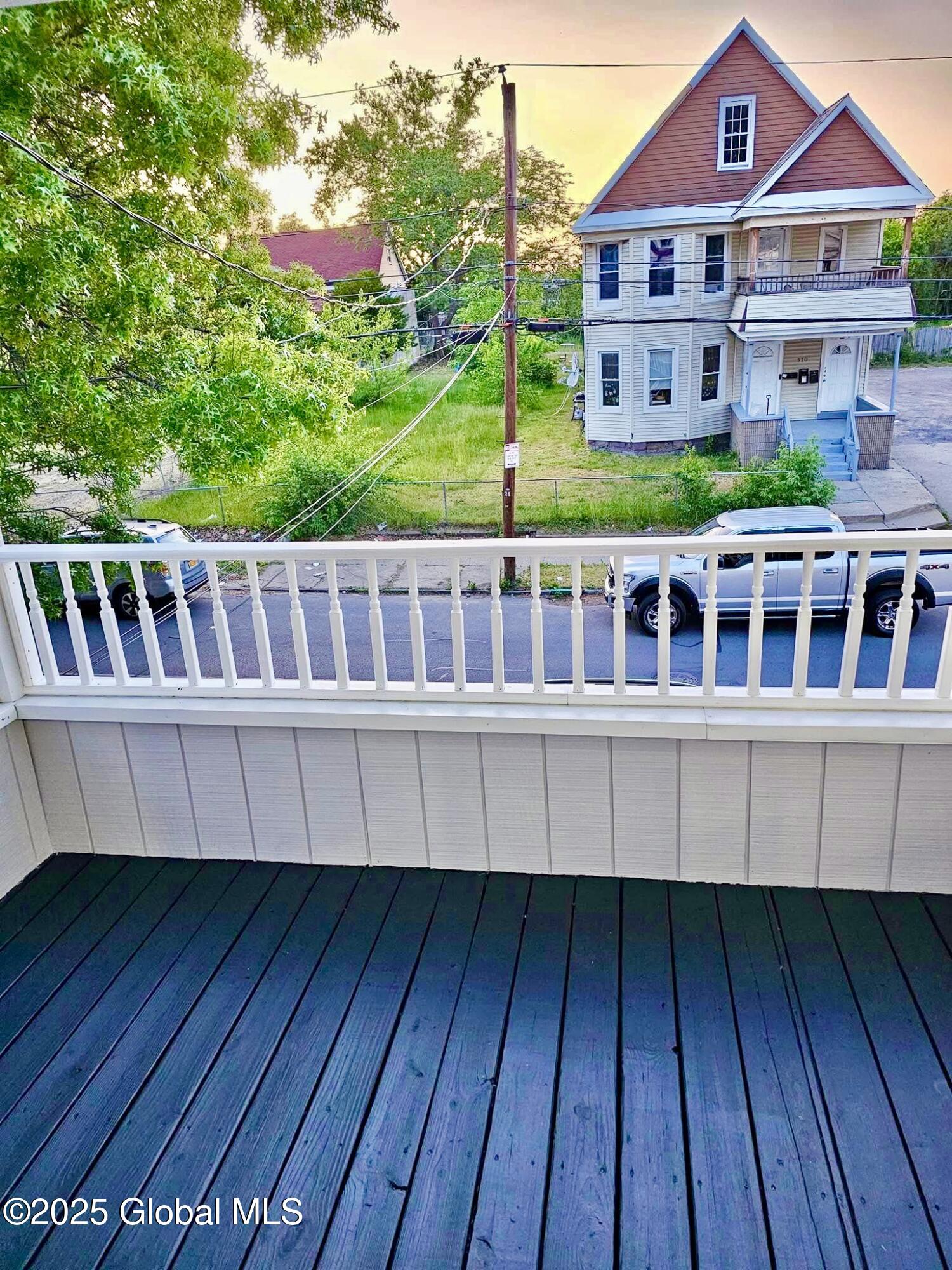 Schenectady, New York 12307, United States, 6 Bedrooms Bedrooms, ,2 BathroomsBathrooms,Residential,Active,162255