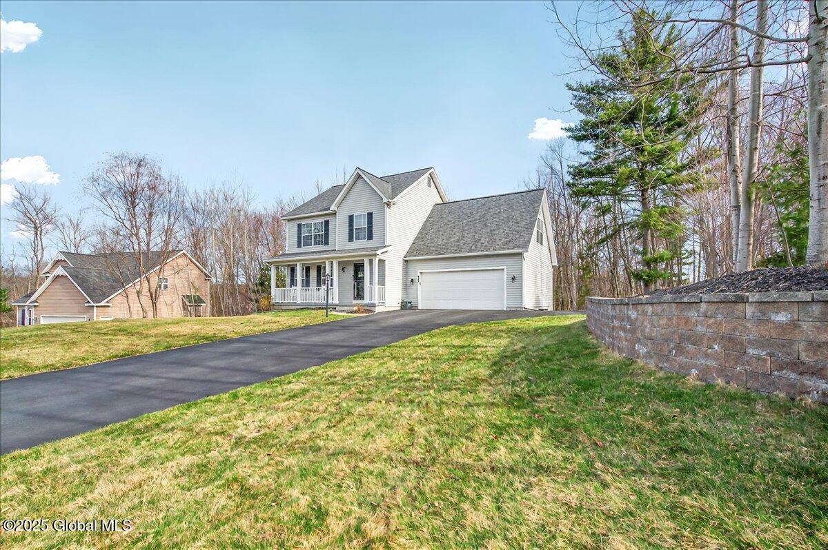 908 Macarthur Drive, Ballston Spa, New York image 3