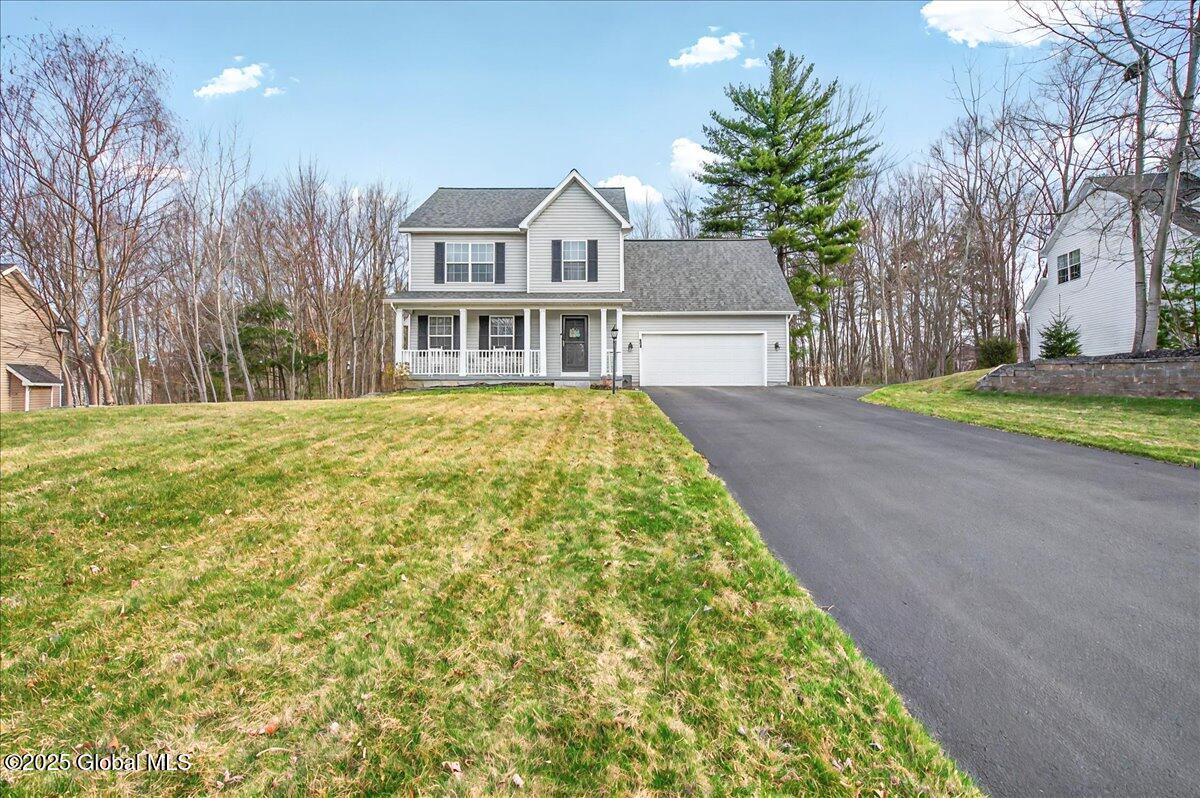 908 Macarthur Drive, Ballston Spa, New York image 4