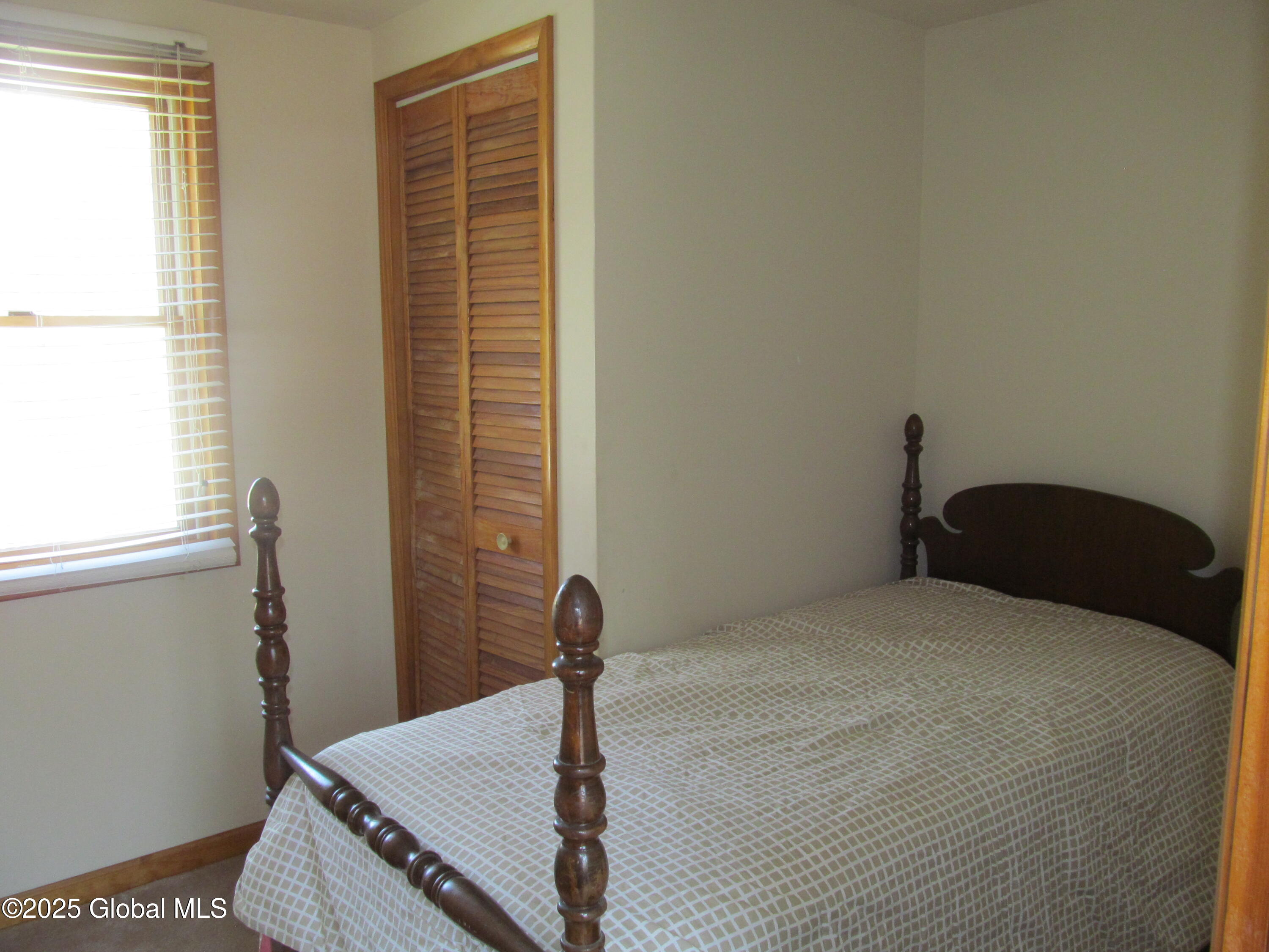 18 Thomson Road, Greenwich, New York image 14
