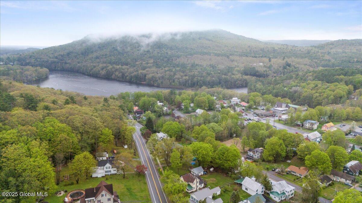 209 Lake Avenue, Lake Luzerne, New York image 29