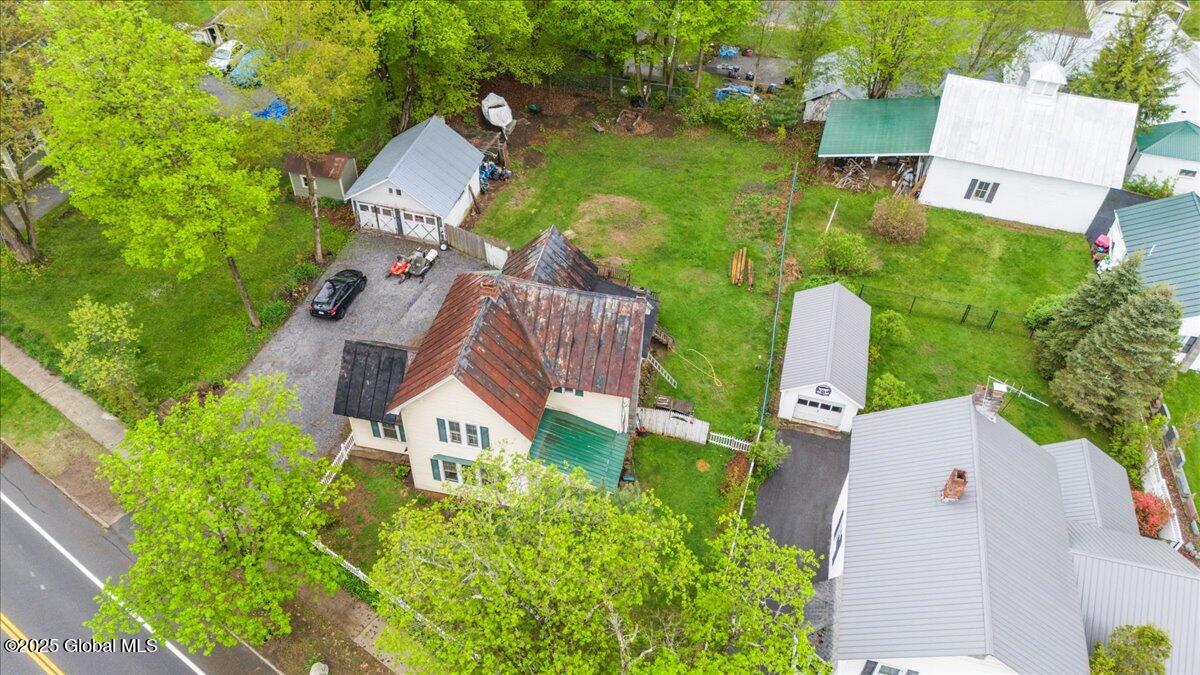 209 Lake Avenue, Lake Luzerne, New York image 32