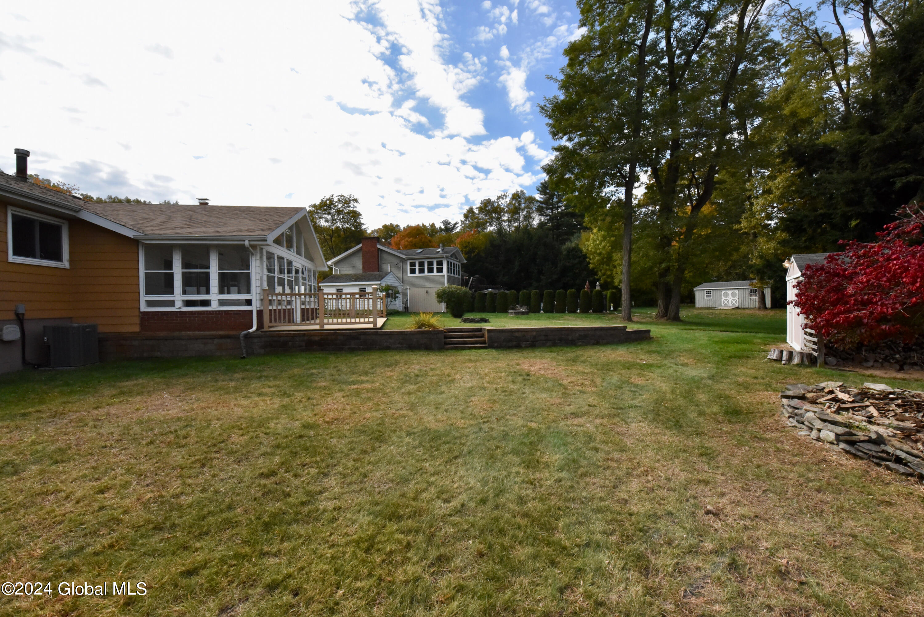 8 Locust Lane, Clifton Park, New York image 48