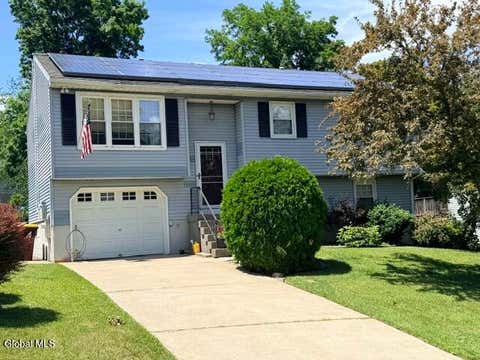 Homes For Sale - 12 Barber Drive<br/> Rensselaer, NY 12144