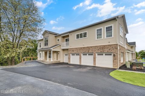Photo of 601 Vly Pointe Drive, Niskayuna, NY 12309 (MLS # 202518217) Photo of 601 Vly Pointe Drive, Niskayuna, NY 12309 (MLS # 202518217)