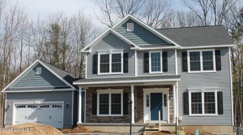 Photo of 15 Jack Drive, Mechanicville, NY 12118 (MLS # 202529281)