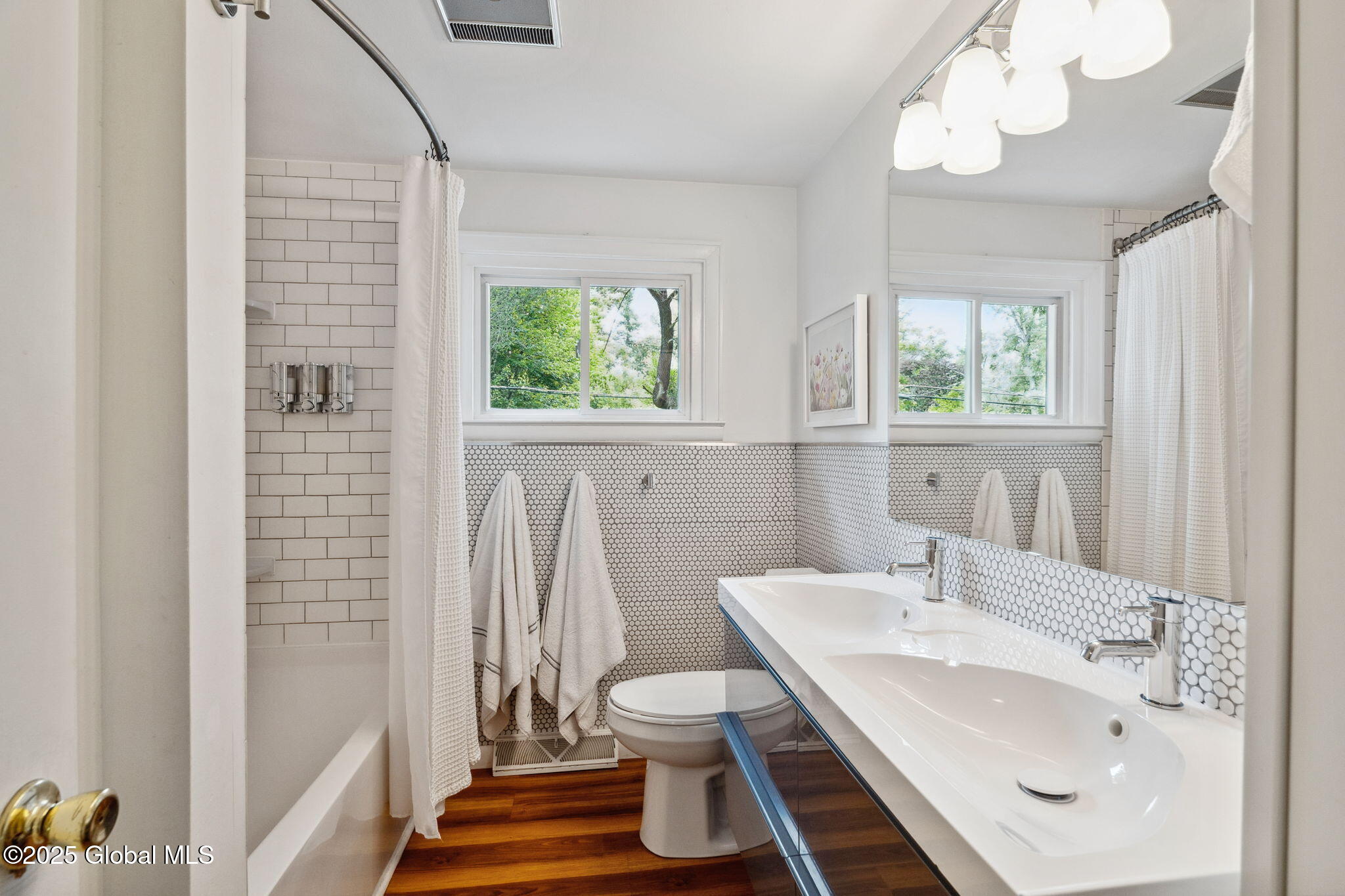11 Greenock Road, Delmar, New York image 17