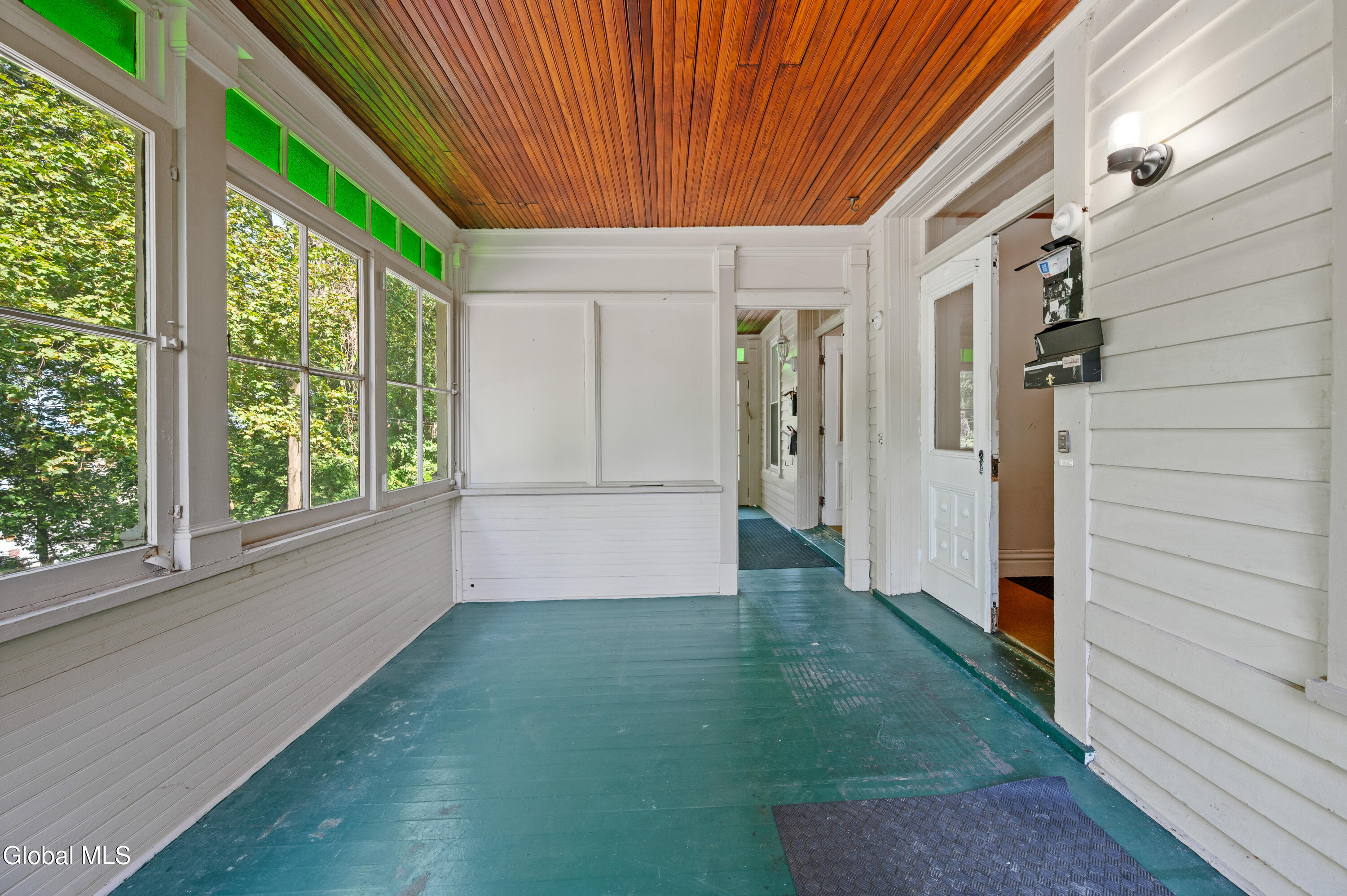 Troy, New York 12180, United States, 7 Bedrooms Bedrooms, ,4 BathroomsBathrooms,Residential,Active,216136