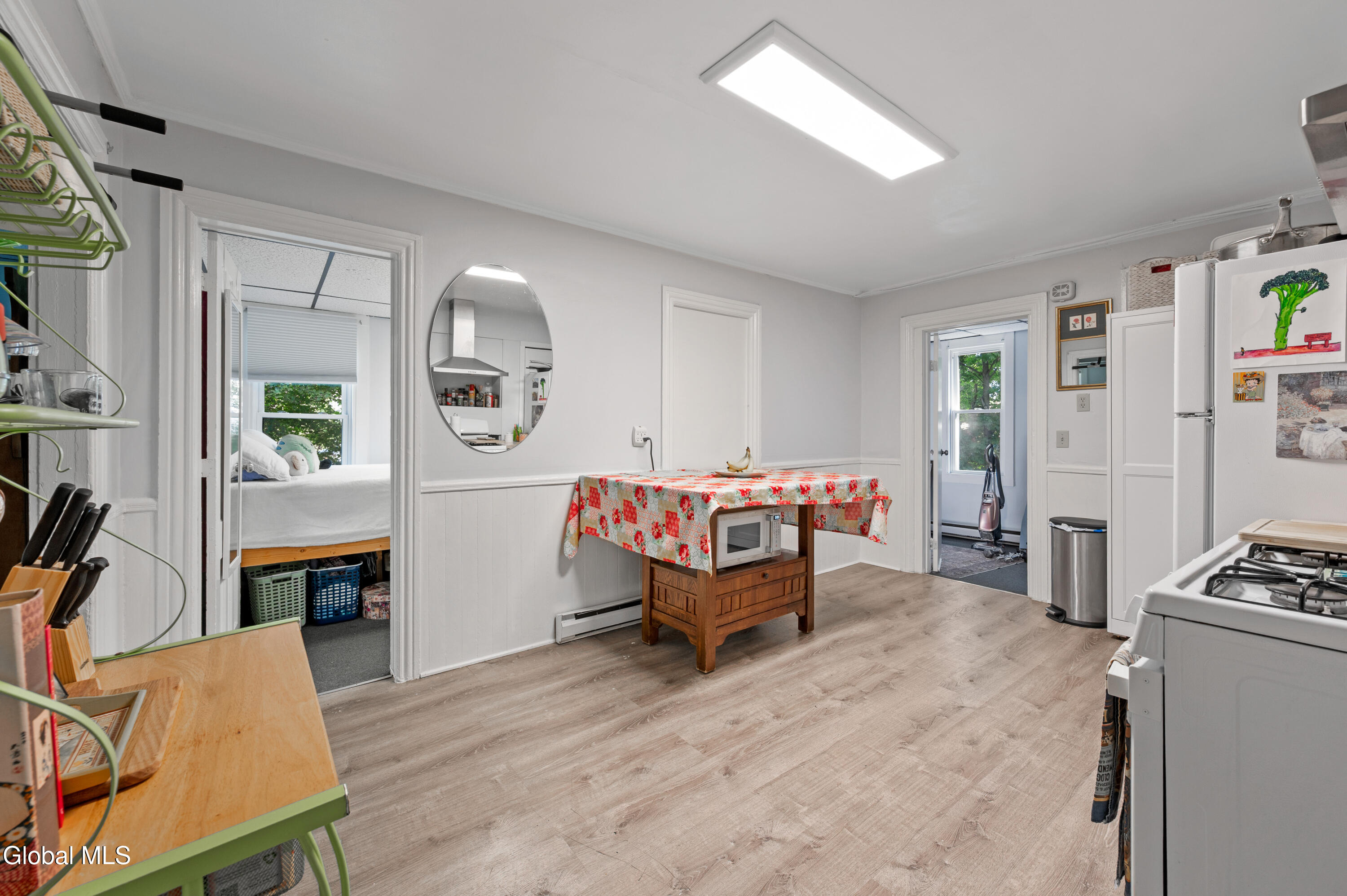 Troy, New York 12180, United States, 7 Bedrooms Bedrooms, ,4 BathroomsBathrooms,Residential,Active,216136