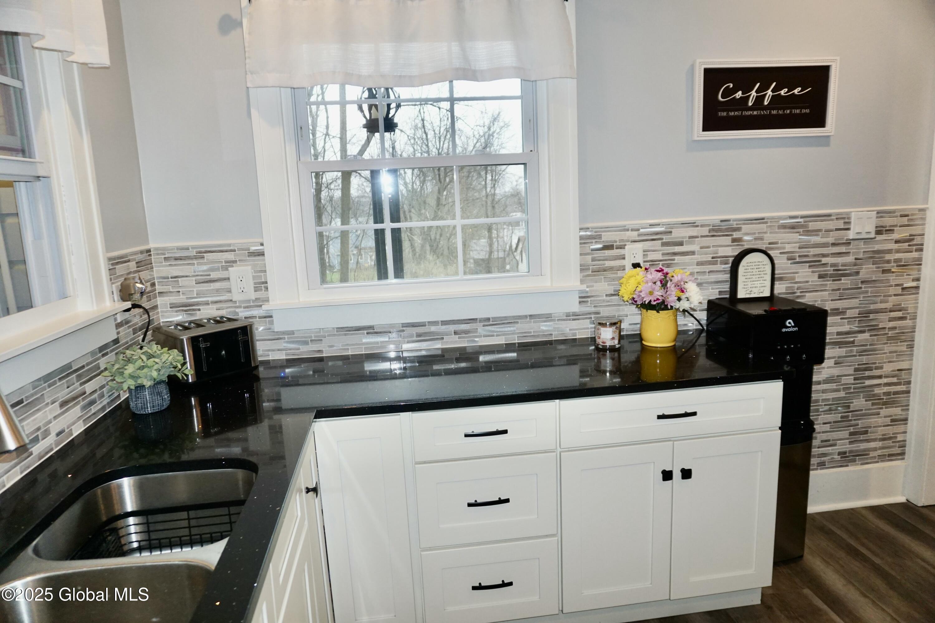 45 3rd Avenue, Canajoharie, New York image 3