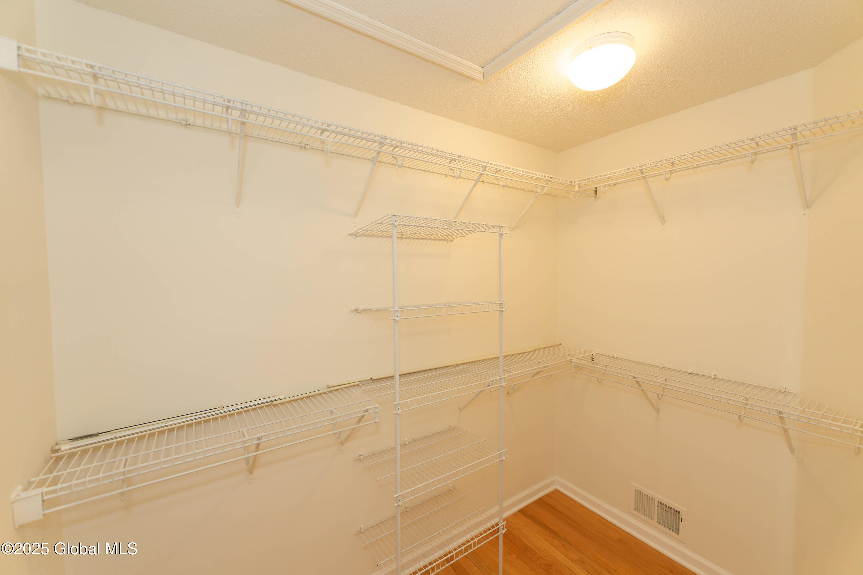 9 Dalton Court, Delmar, New York image 24