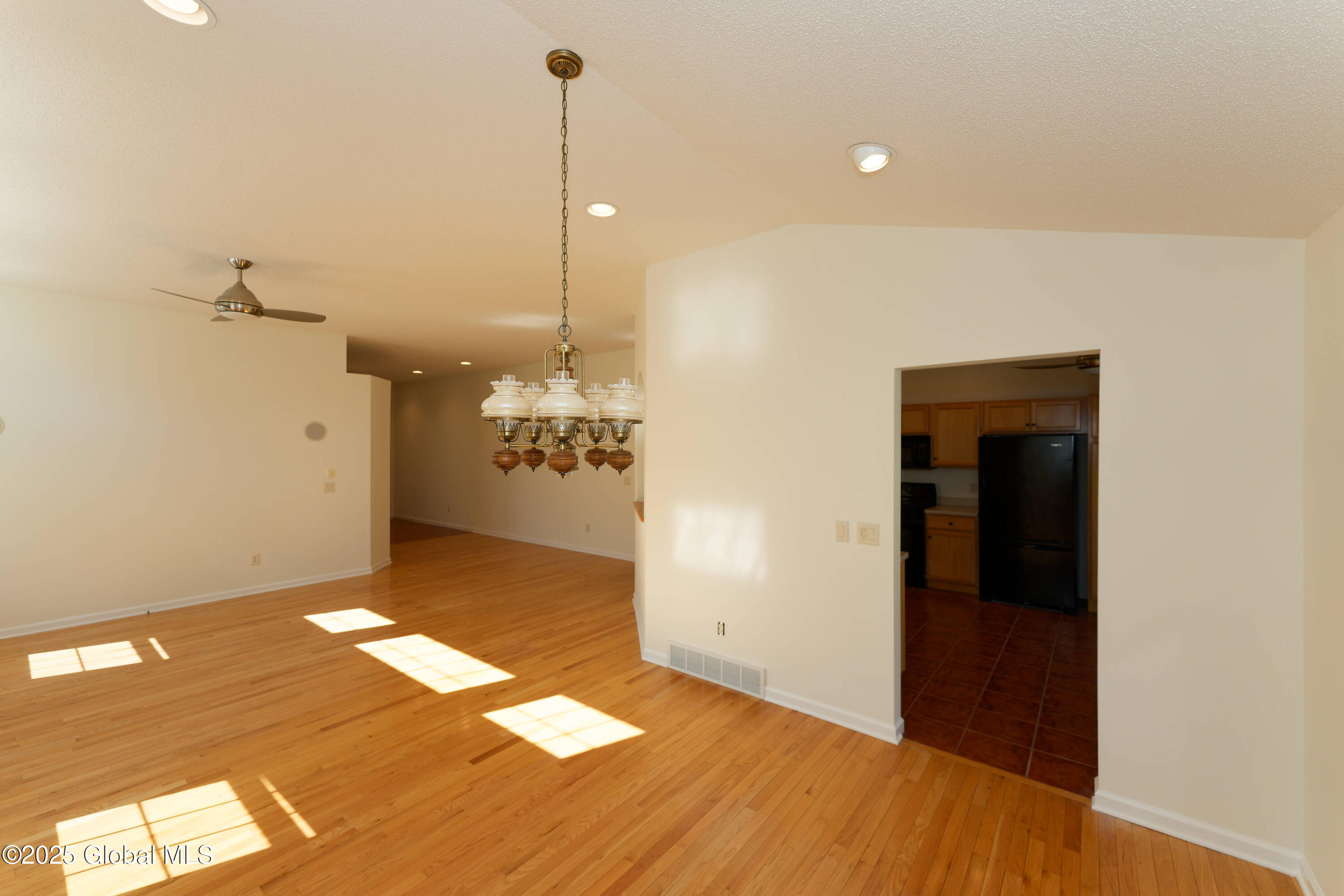 9 Dalton Court, Delmar, New York image 17