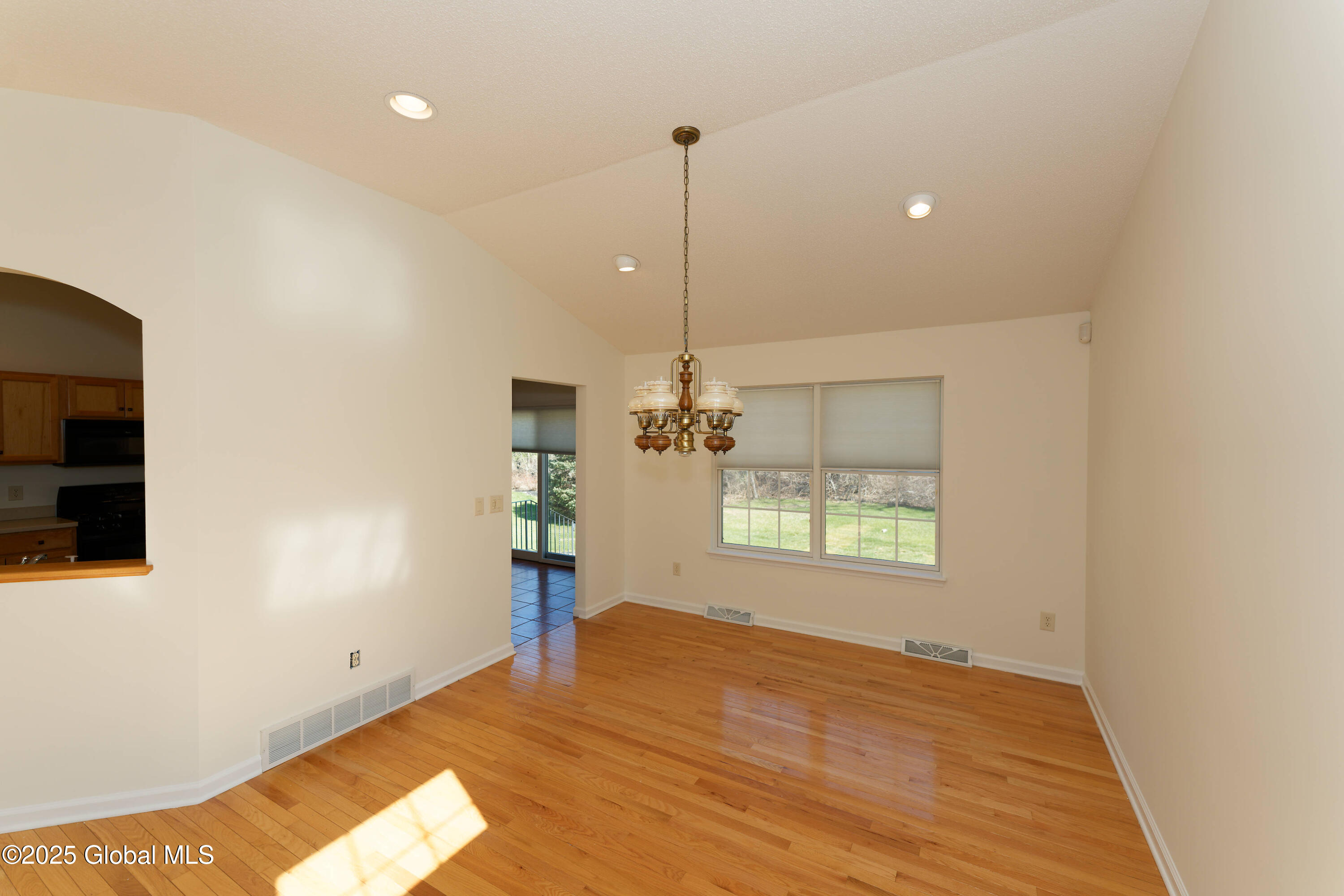 9 Dalton Court, Delmar, New York image 14