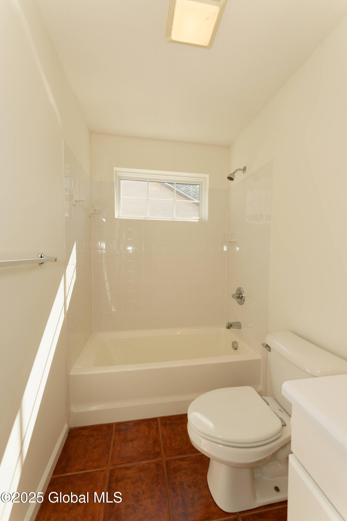 9 Dalton Court, Delmar, New York image 32