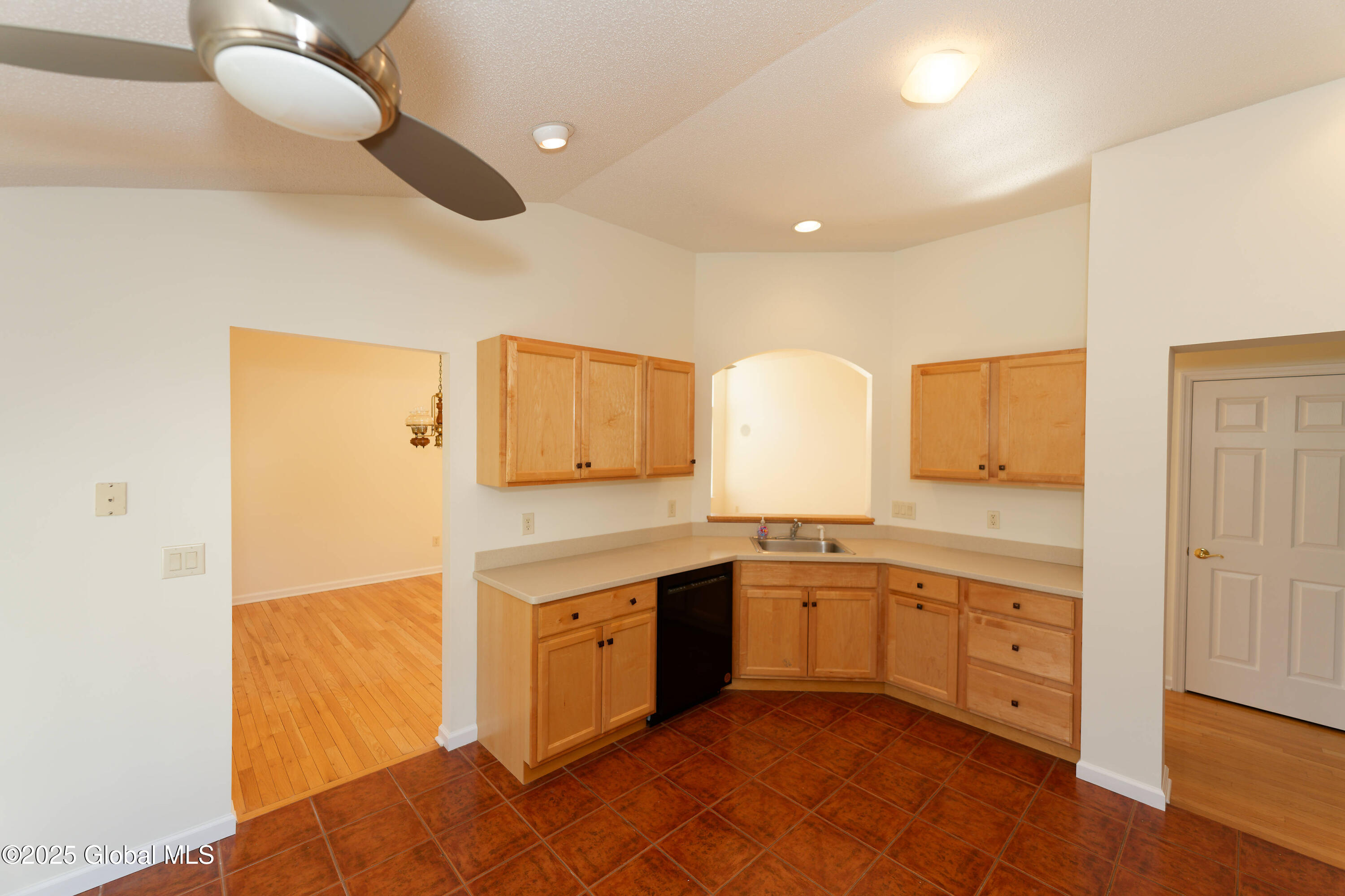 9 Dalton Court, Delmar, New York image 21
