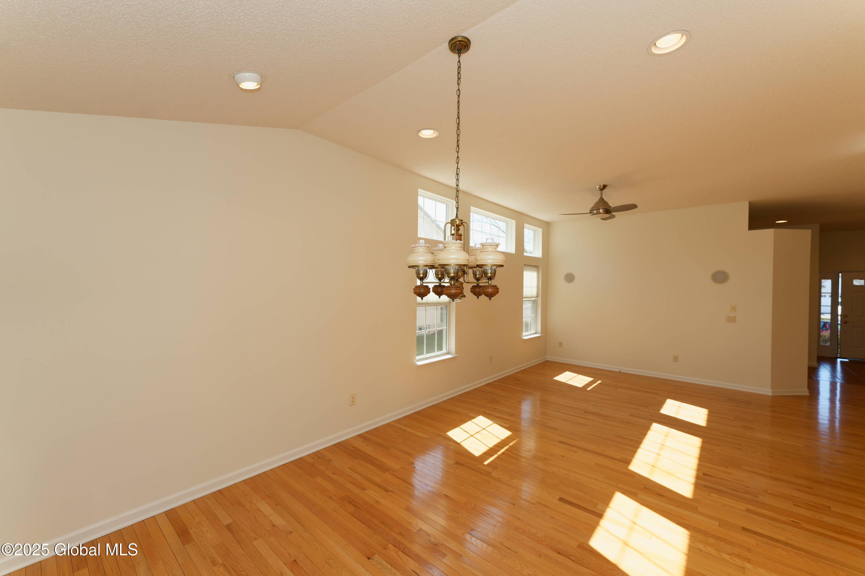 9 Dalton Court, Delmar, New York image 16