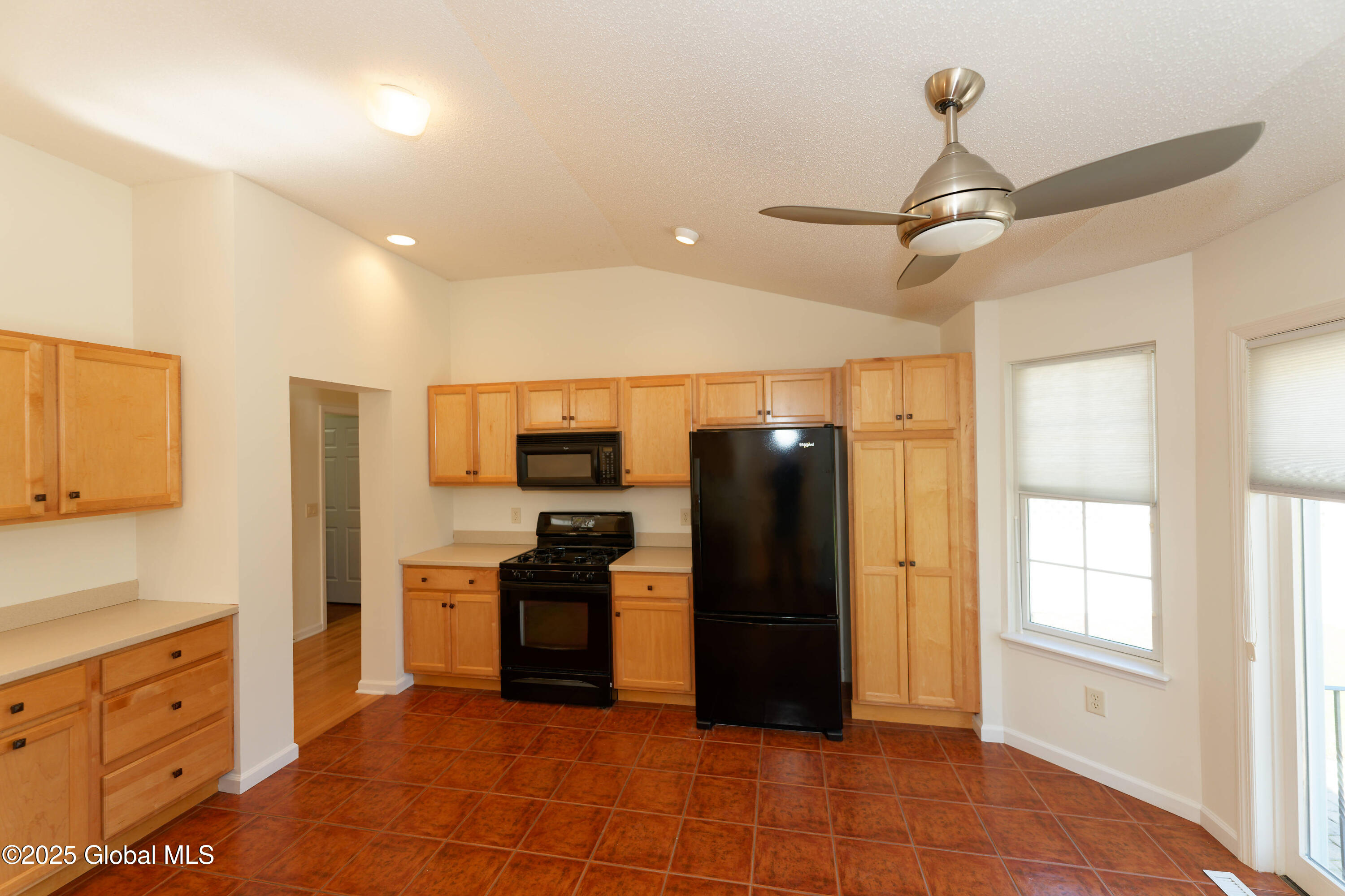 9 Dalton Court, Delmar, New York image 19