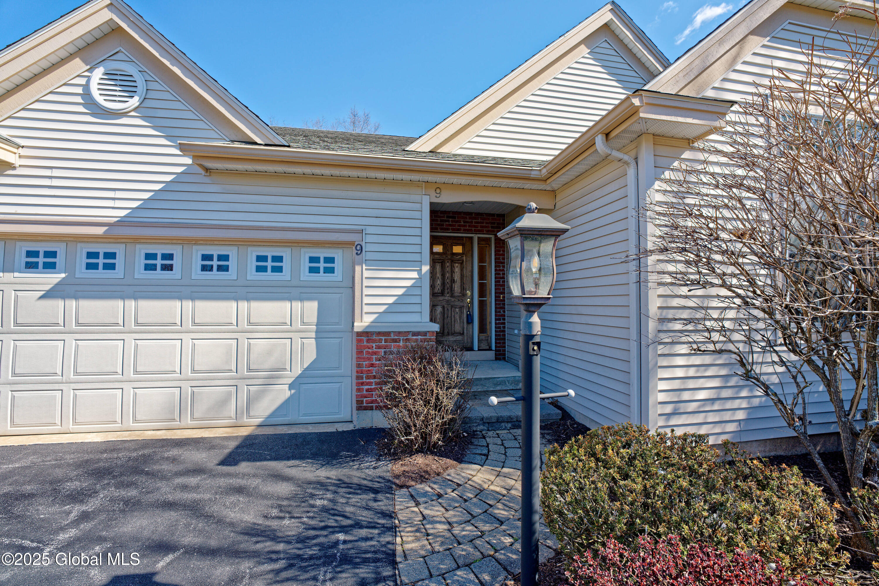 9 Dalton Court, Delmar, New York image 7