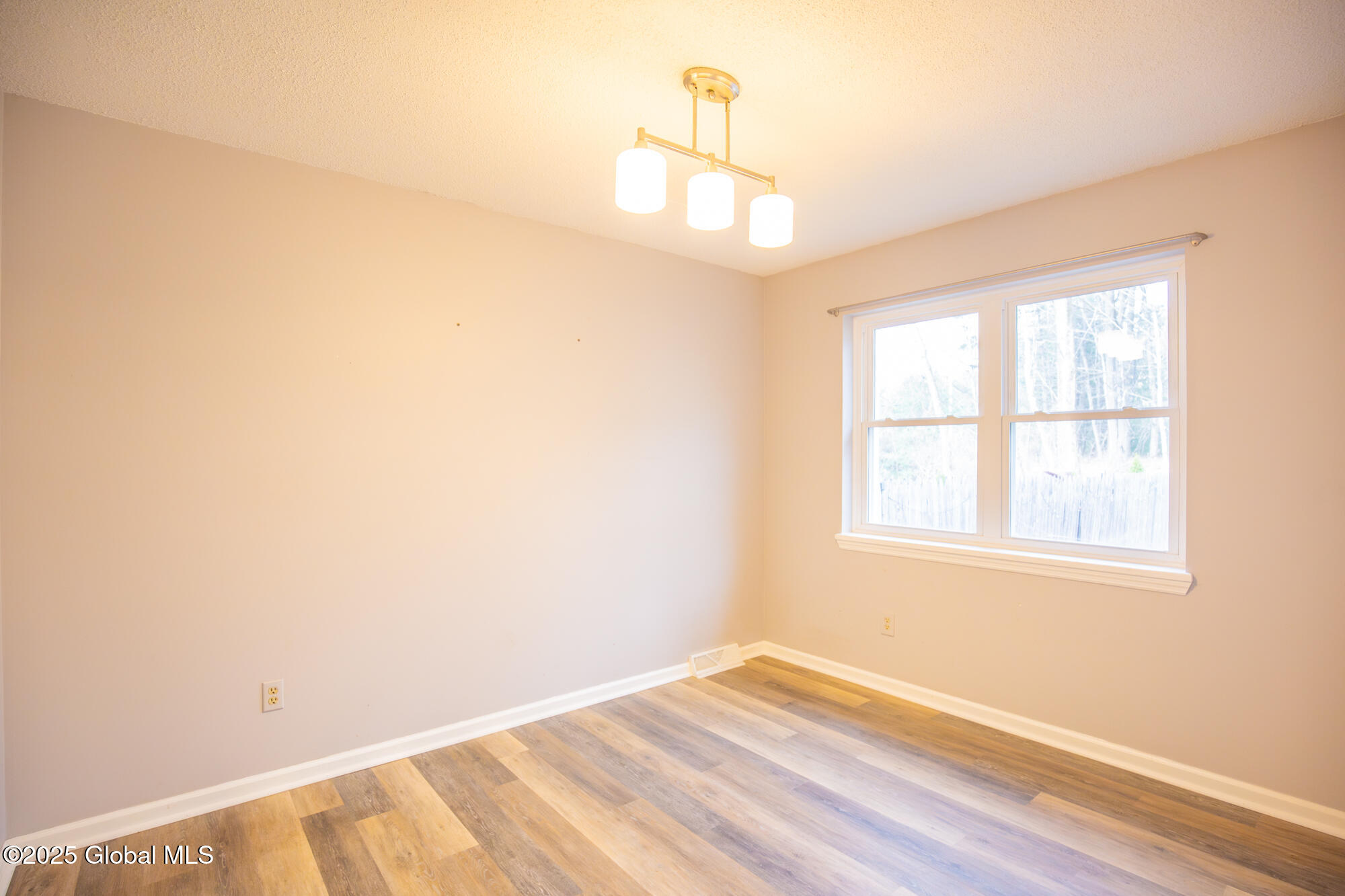 29 Fairwood Drive, Queensbury, New York image 10
