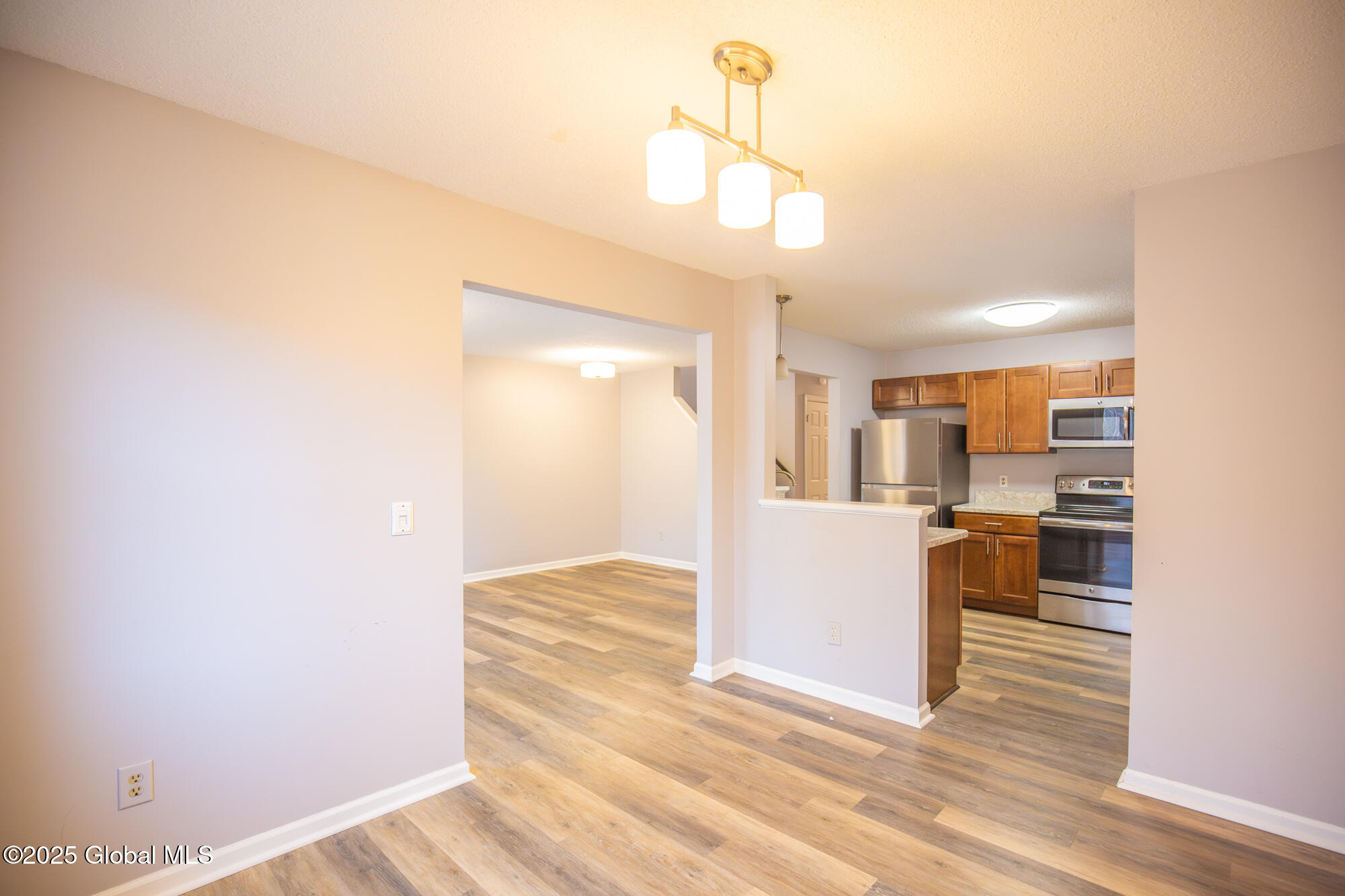 29 Fairwood Drive, Queensbury, New York image 11