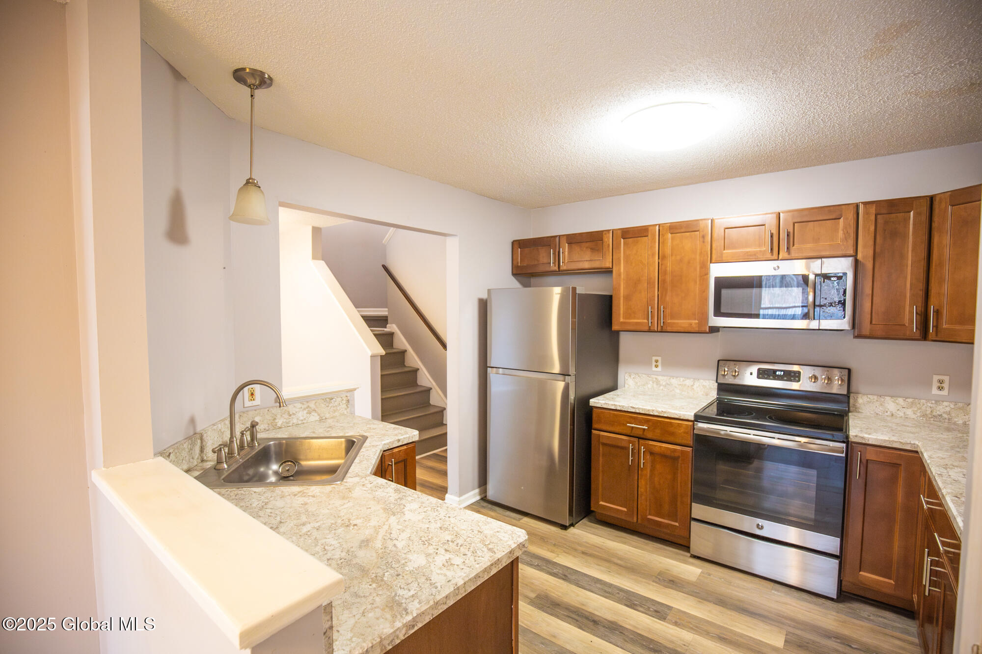 29 Fairwood Drive, Queensbury, New York image 5