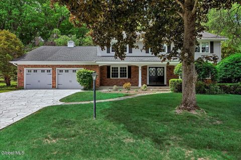 Photo of 8 Upper Ball Court, Menands, NY 12204 (MLS # 202618089)