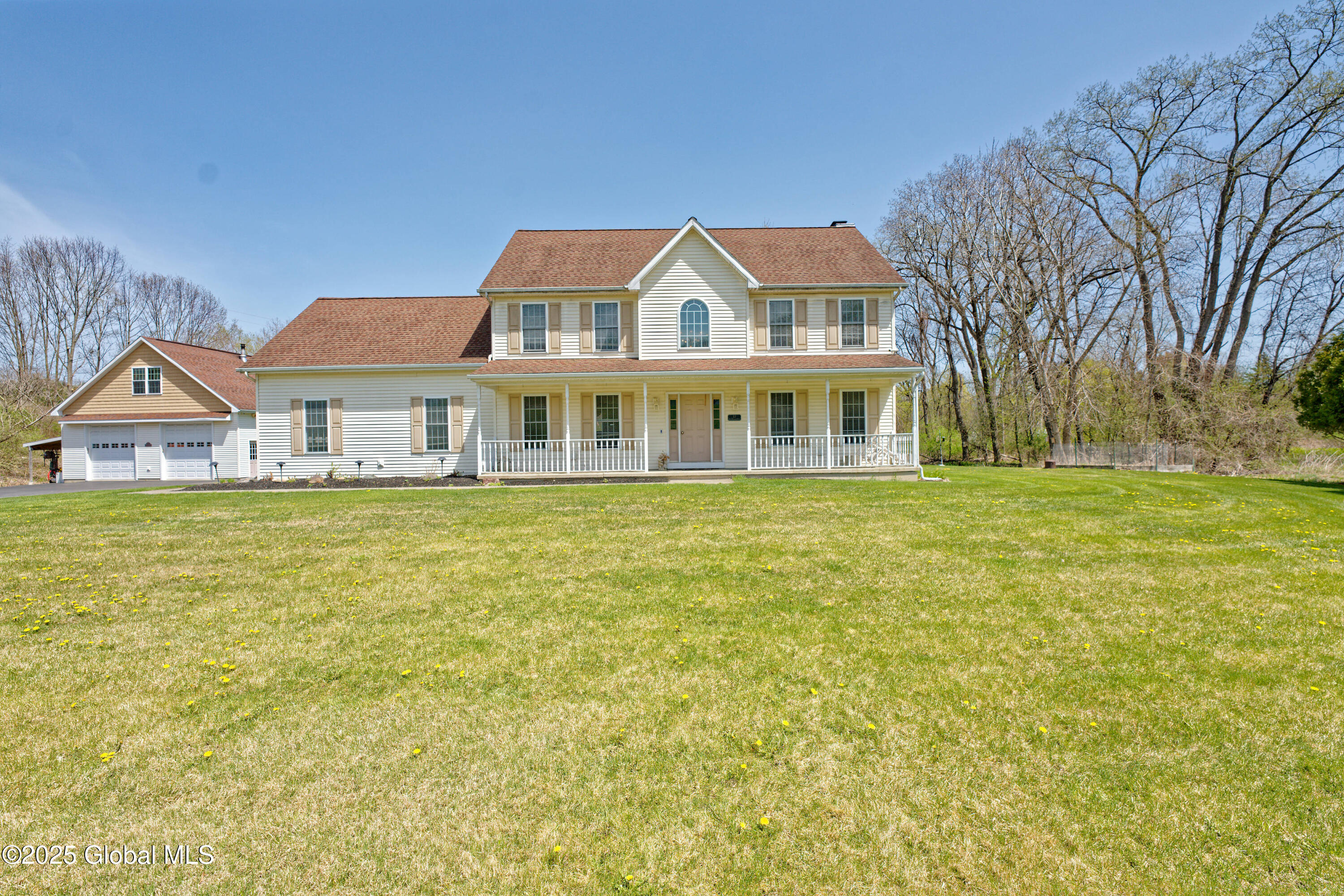 37 Old Hickory Road, Troy, New York image 2