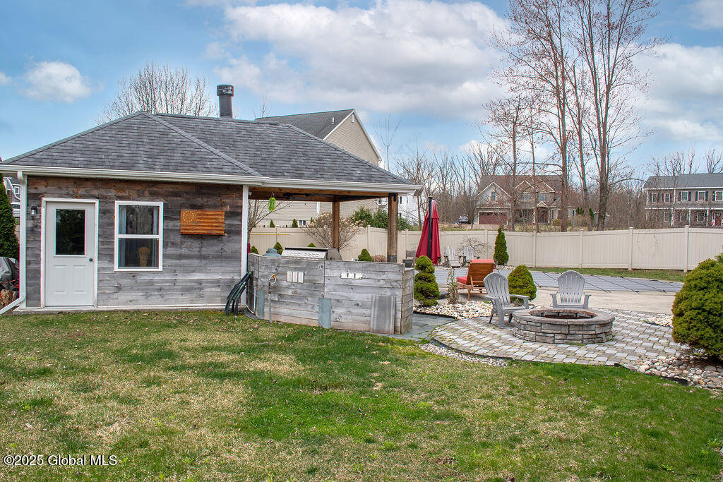 20 Fort Vaux Lane, Latham, New York image 34