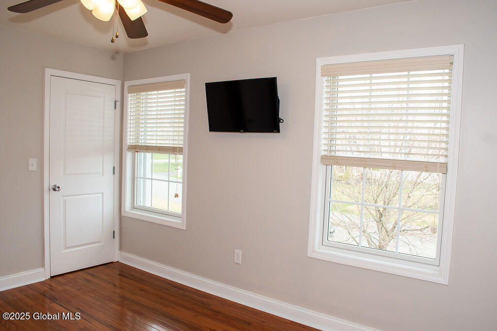 20 Fort Vaux Lane, Watervliet, New York image 49