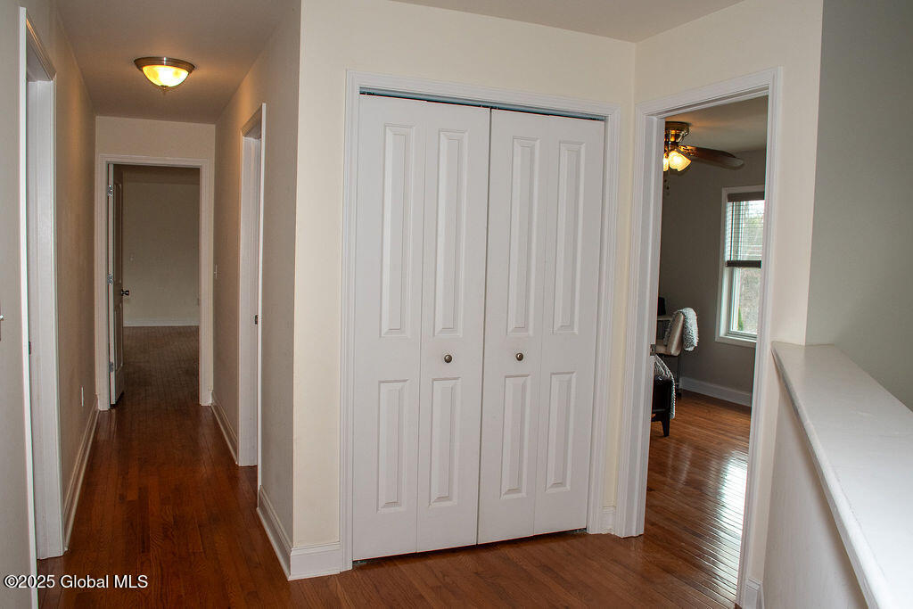 20 Fort Vaux Lane, Latham, New York image 38