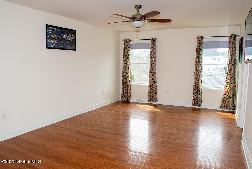 20 Fort Vaux Lane, Latham, New York image 43