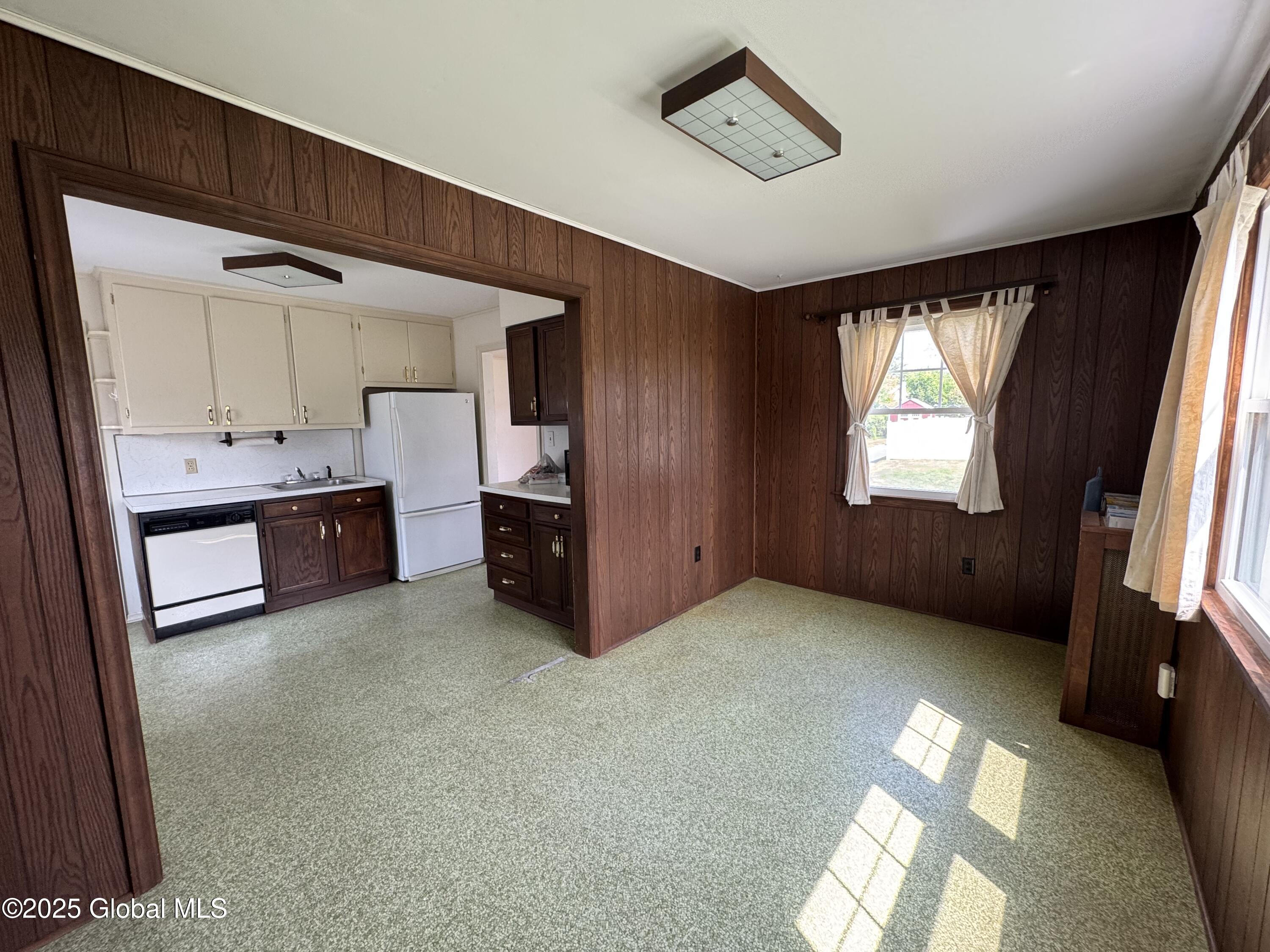46 Elmhurst Avenue, Albany, New York image 7
