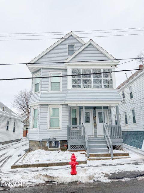 Photo of 79 Western Parkway, Schenectady, NY 12304 (MLS # 202612821)
