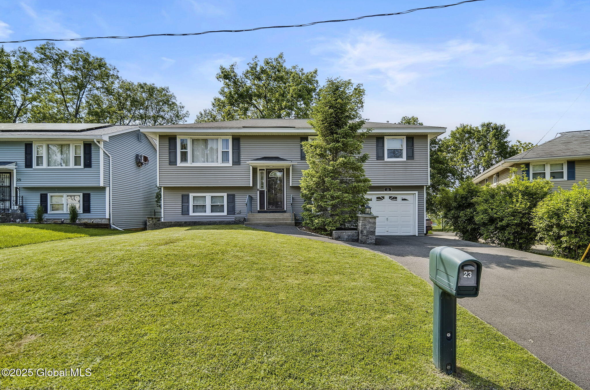 23 Hialeah Drive, Troy, New York image 1