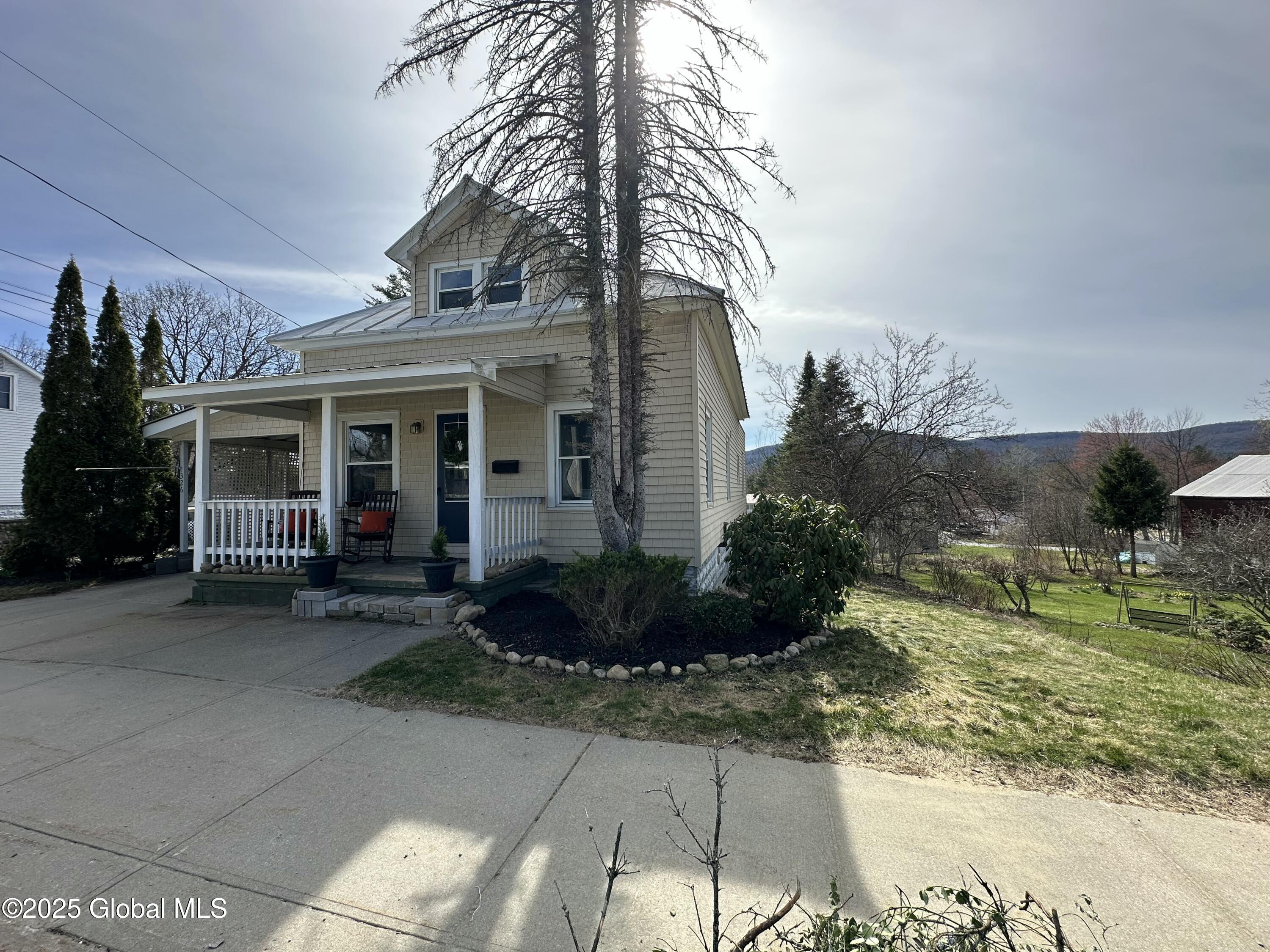 326 Center Street, Corinth, New York image 13