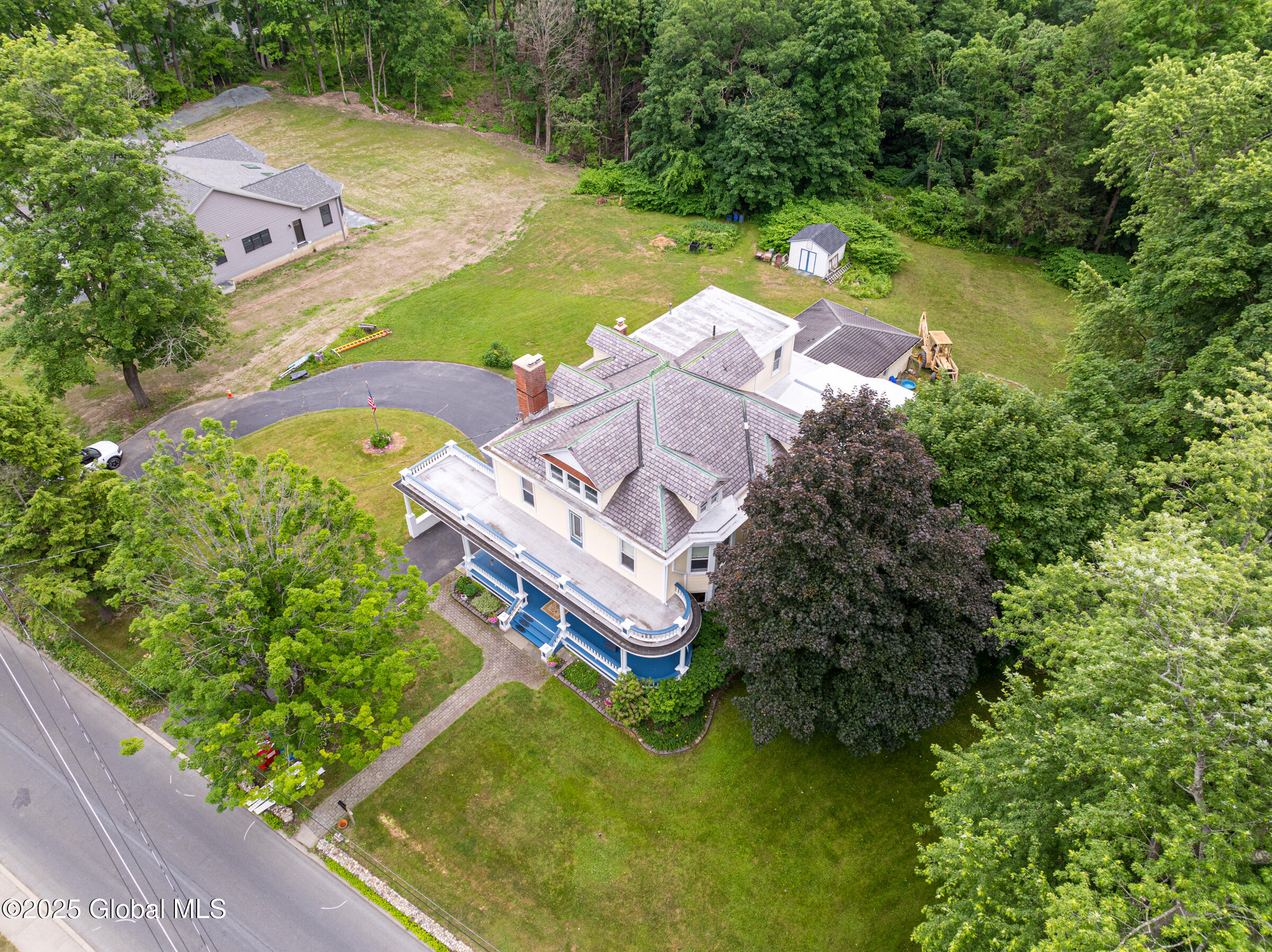 110 Green, Castleton On Hudson, New York image 4