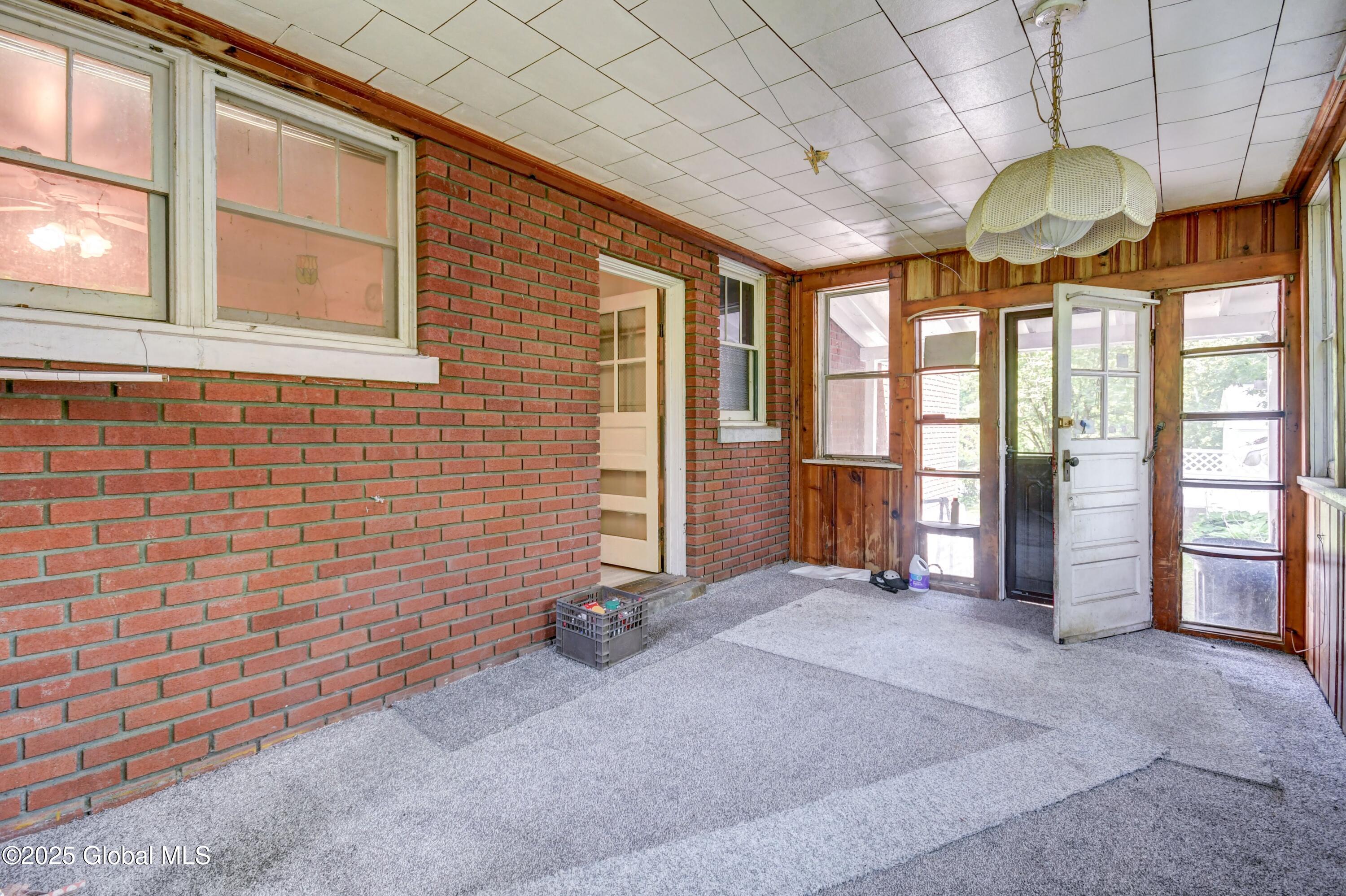 55 Crescent Avenue, Amsterdam, New York image 36