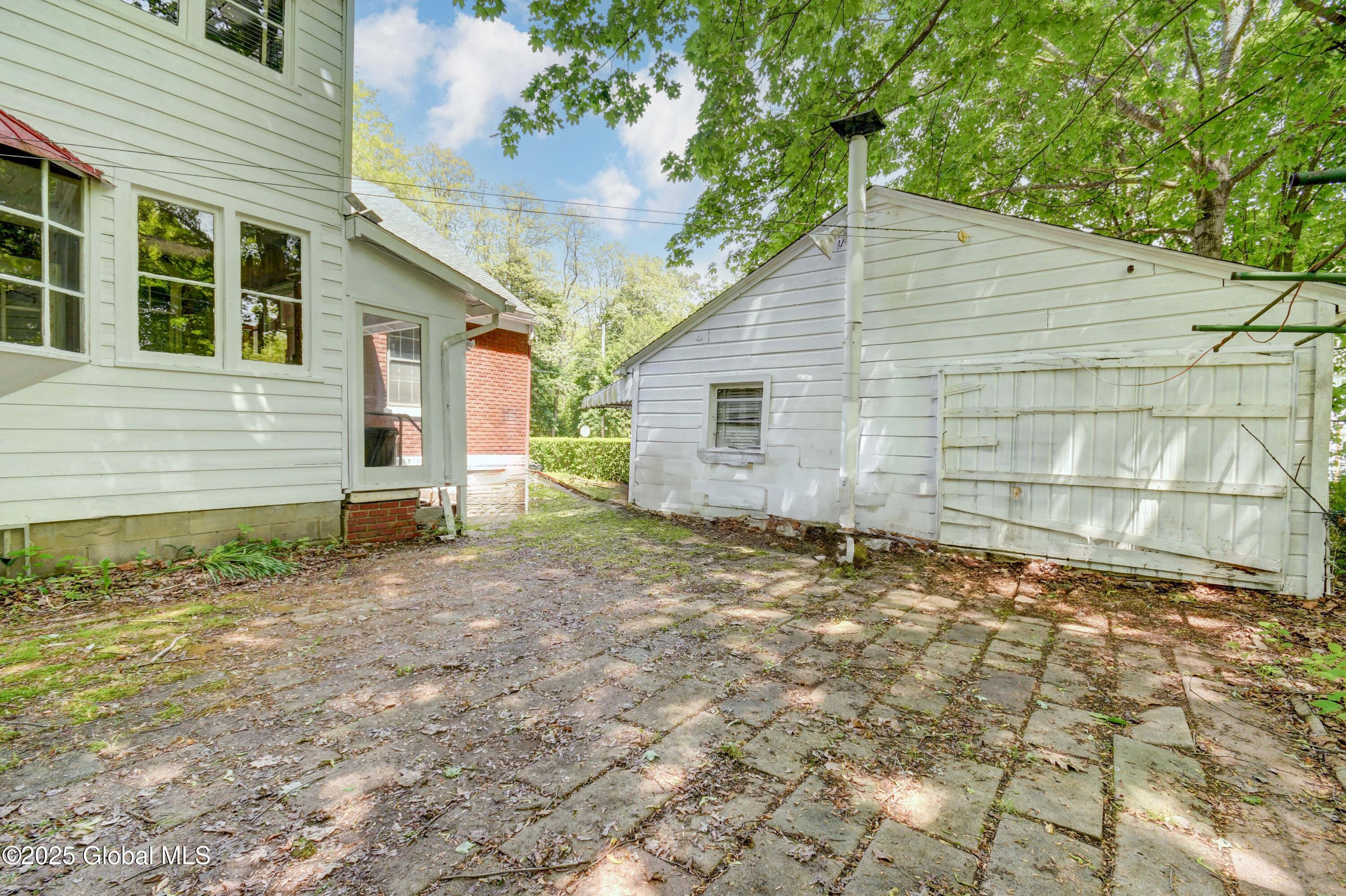 55 Crescent Avenue, Amsterdam, New York image 9