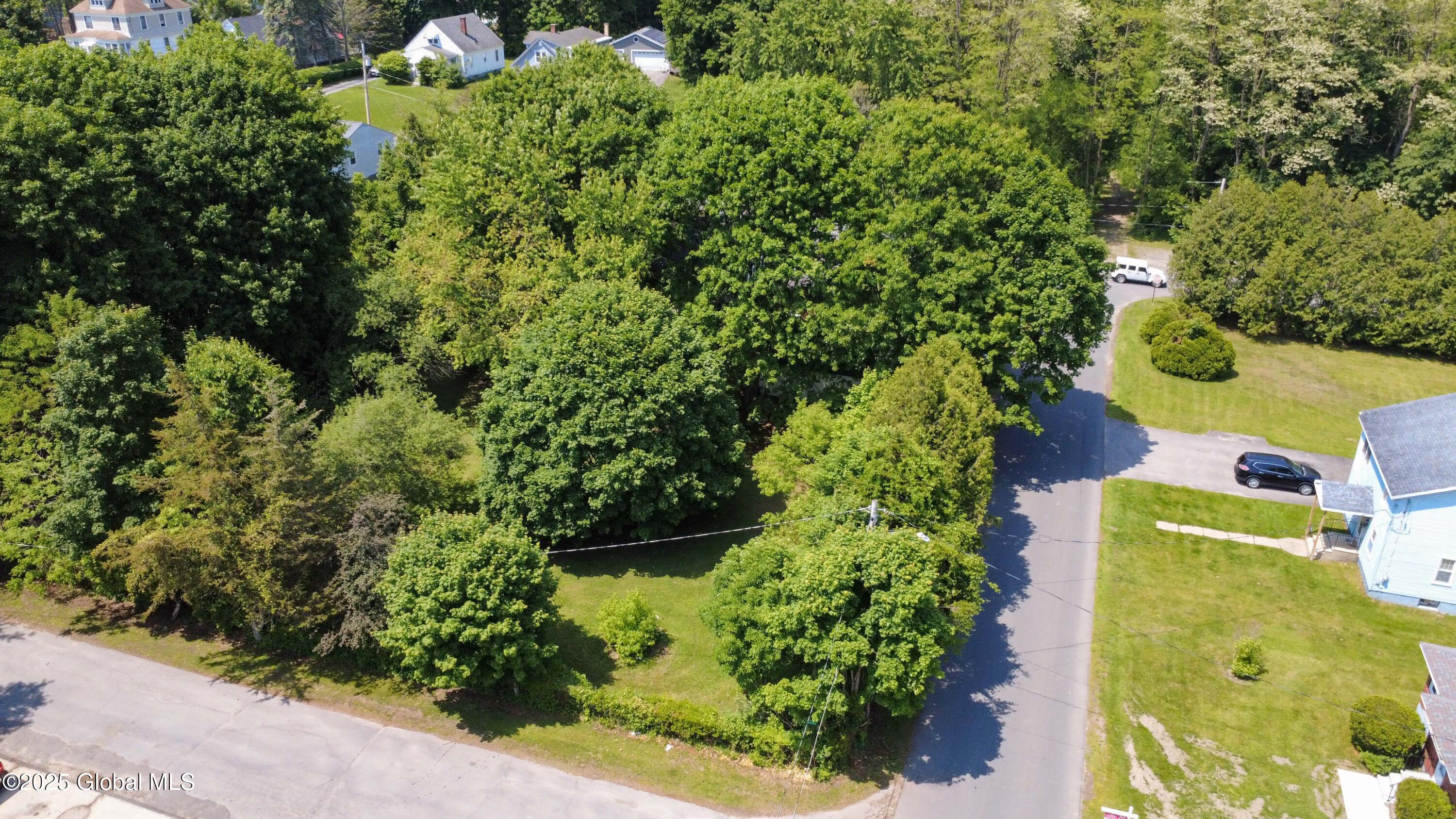55 Crescent Avenue, Amsterdam, New York image 5