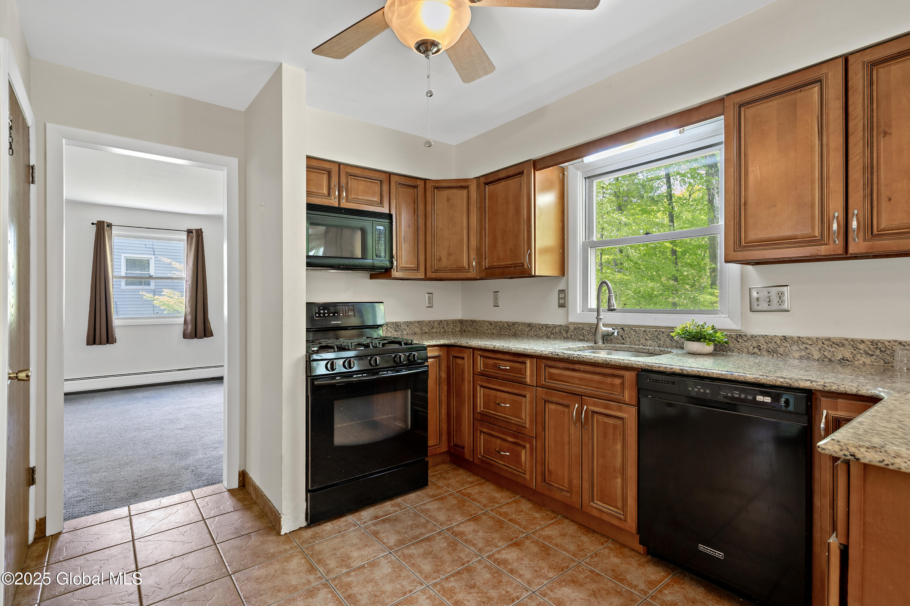43 Brookline Drive, Clifton Park, New York image 6