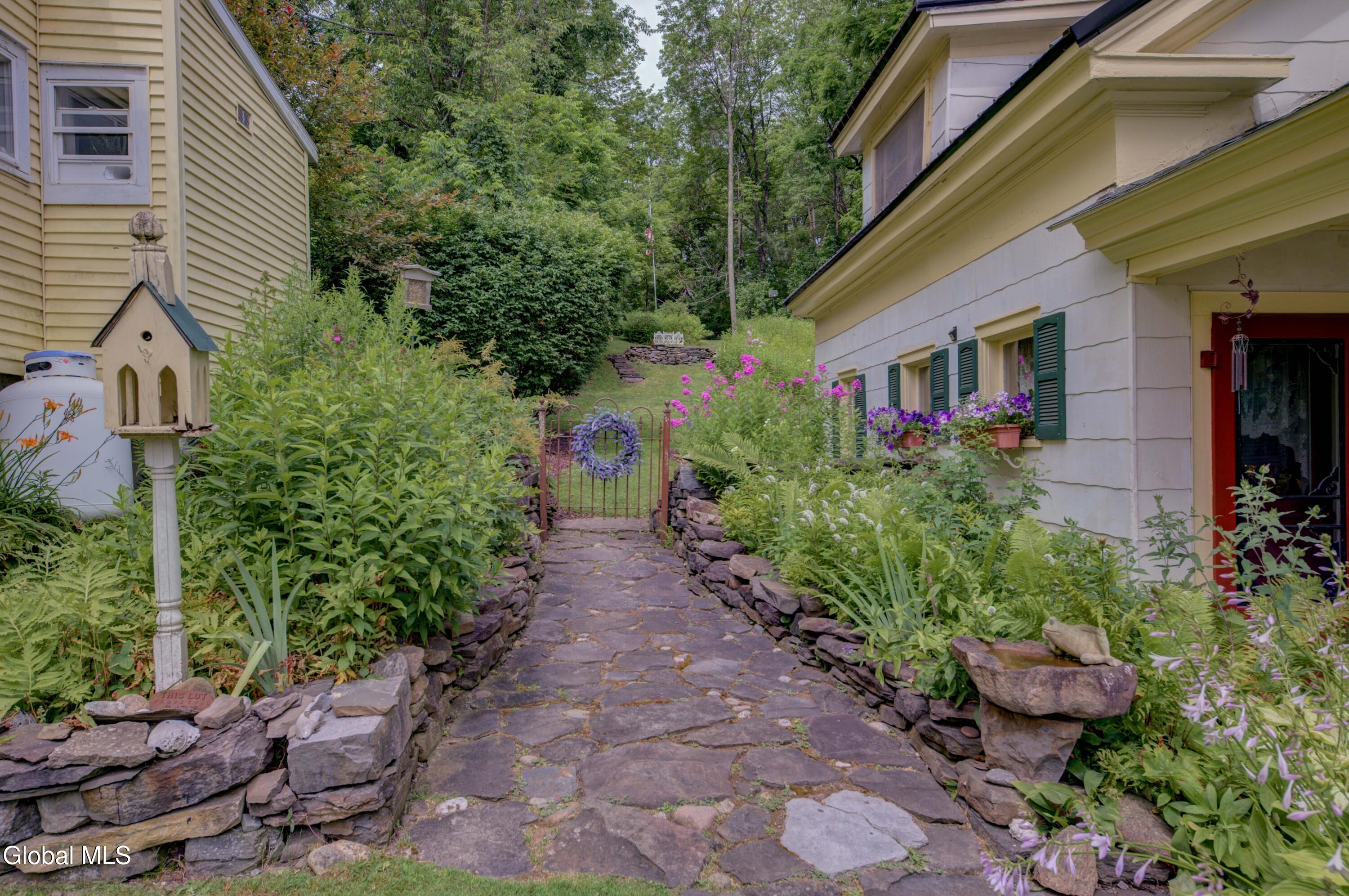 261 Summit Street